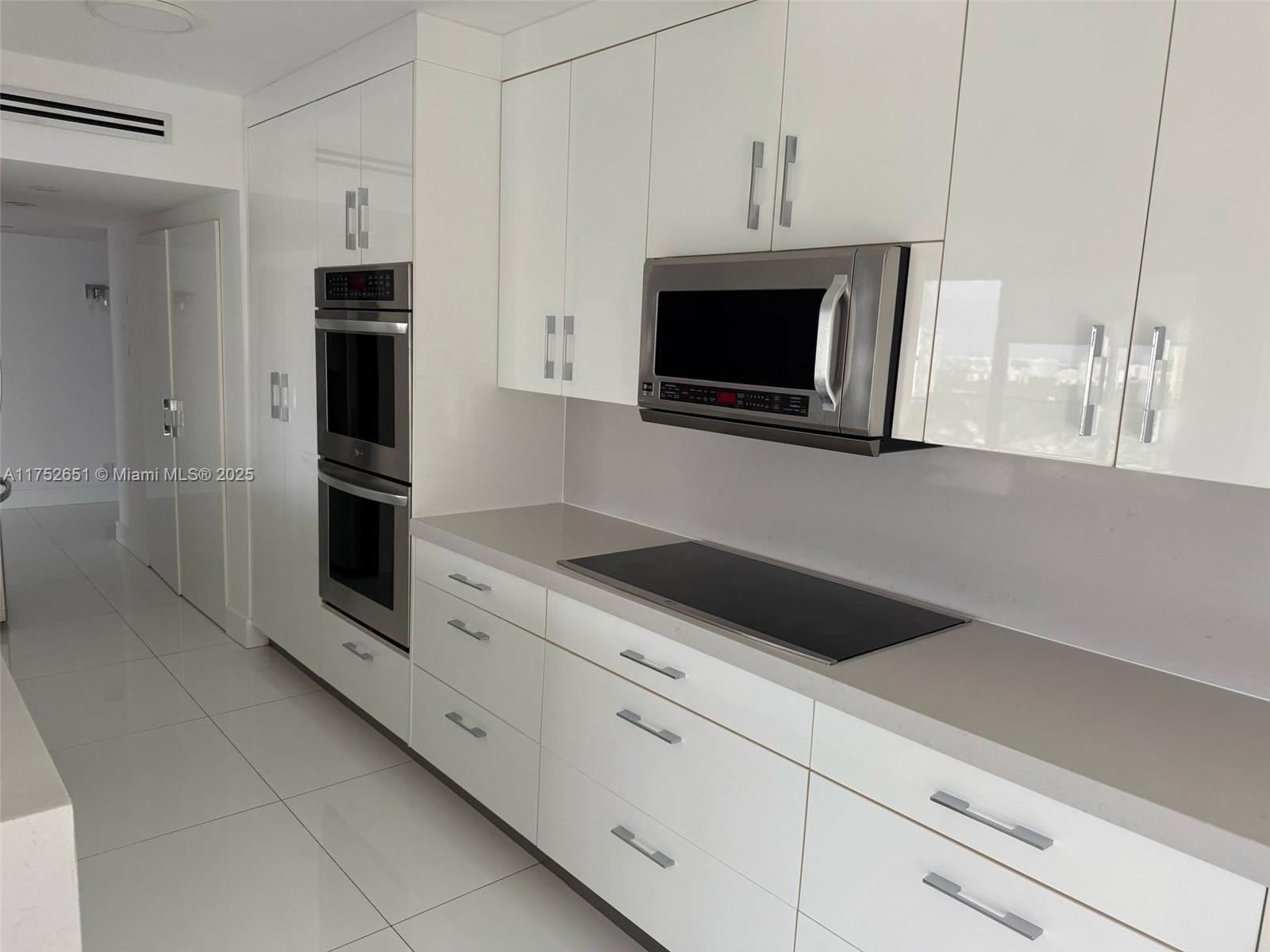 TURNBERRY ISLE CONDO - Residential