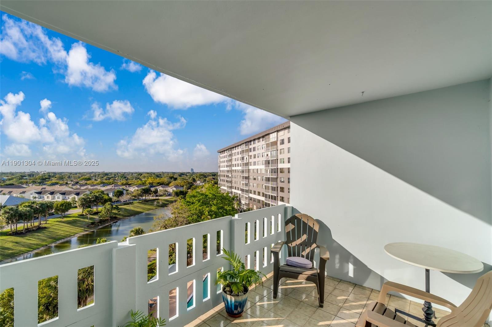 HILLCREST EAST NO 26 COND - Residential