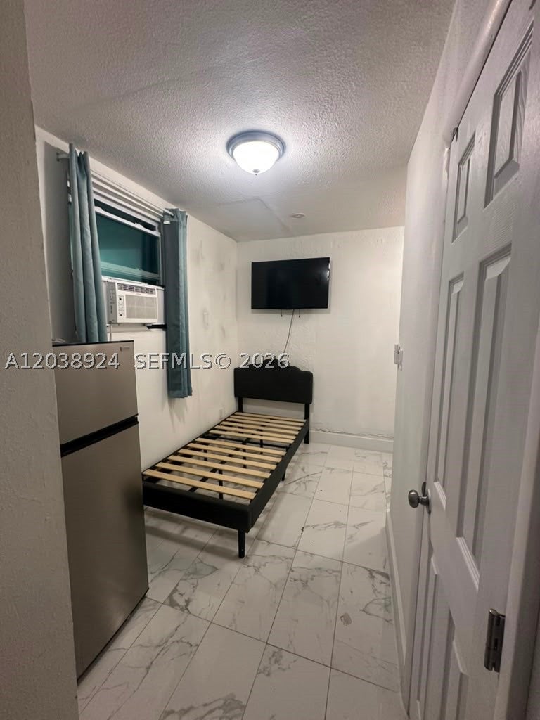 Photo 1 of 13 — 655 NW 2nd St A, Florida City, FL 33034