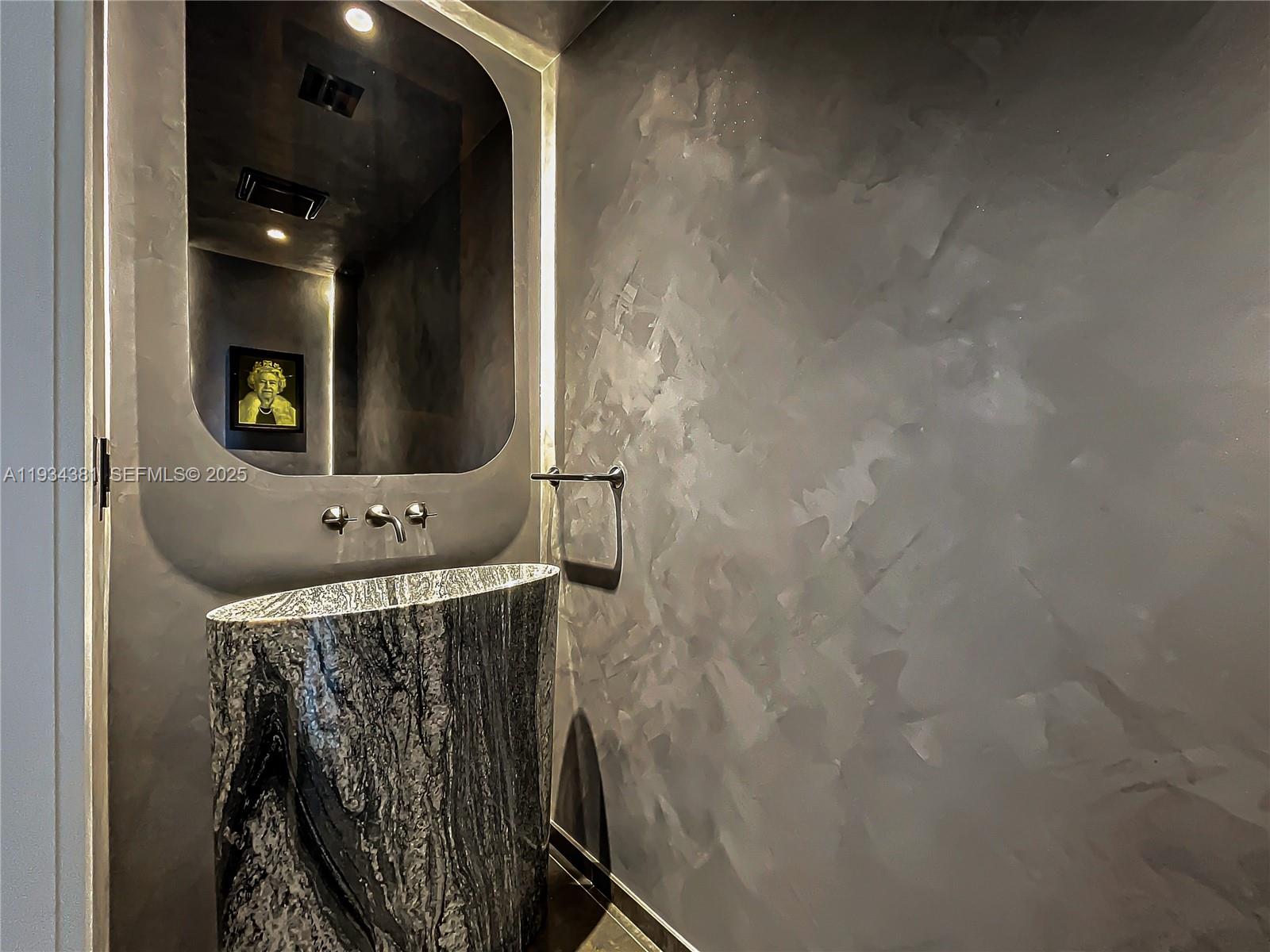 VILLAS OF POSITANO CONDO - Residential