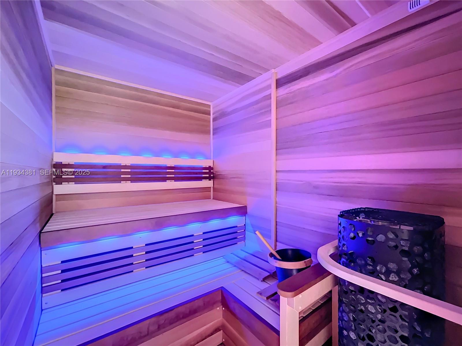 VILLAS OF POSITANO CONDO - Residential