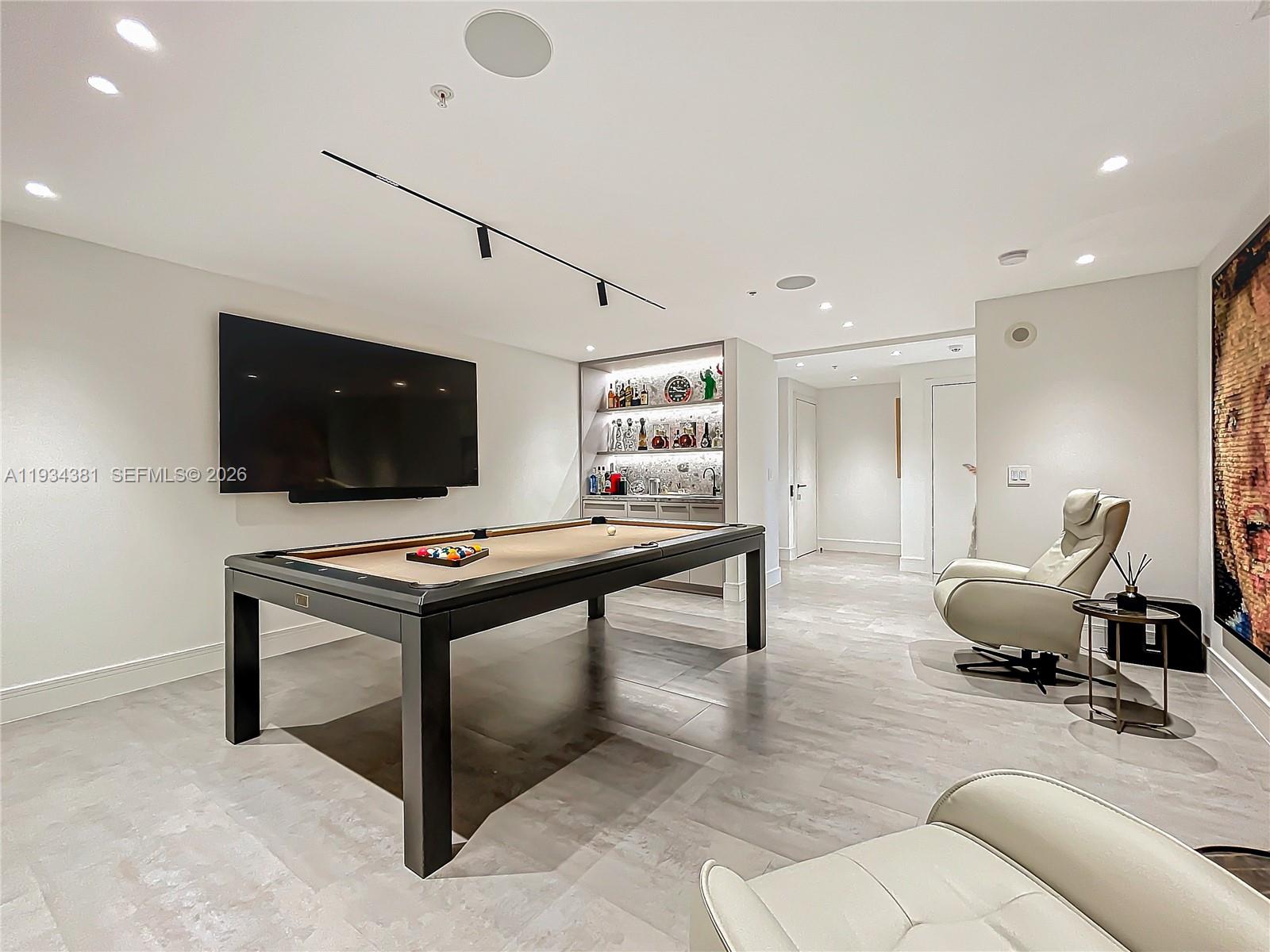 VILLAS OF POSITANO CONDO - Residential