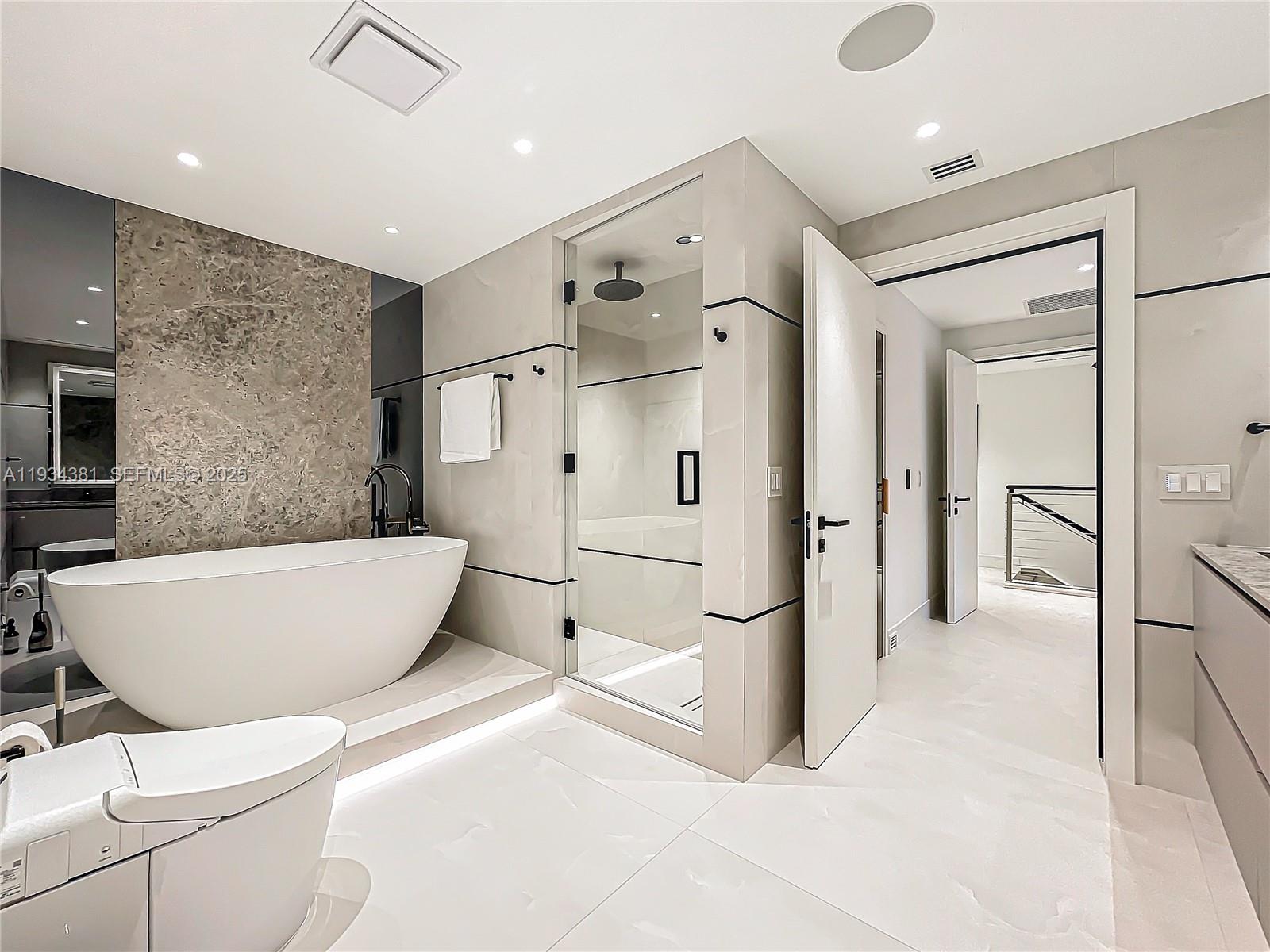 VILLAS OF POSITANO CONDO - Residential