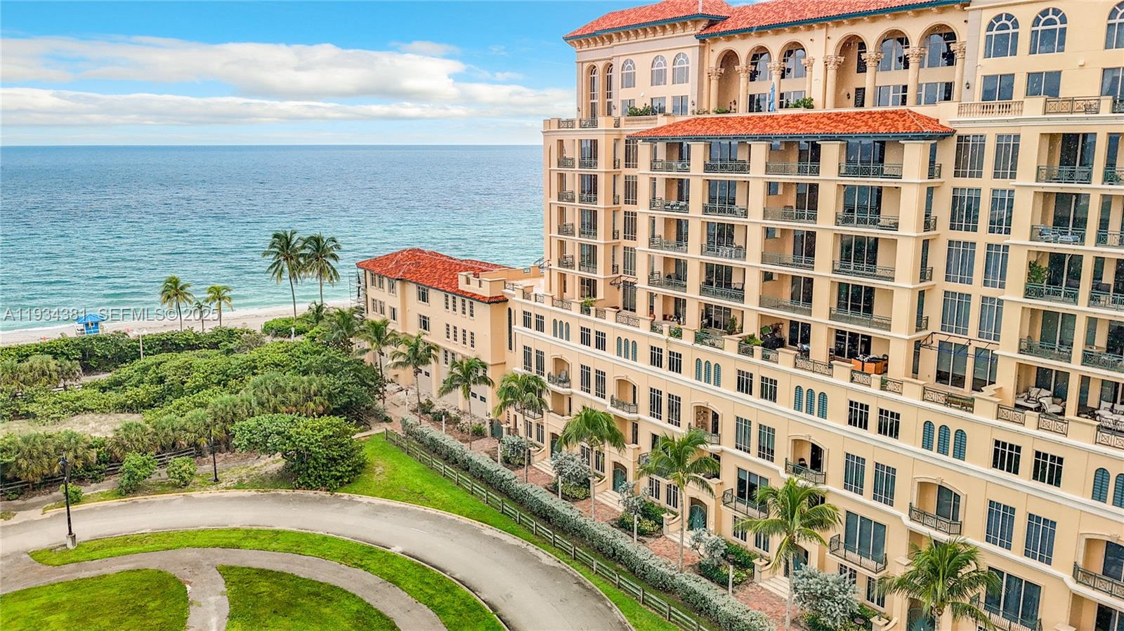 VILLAS OF POSITANO CONDO - Residential