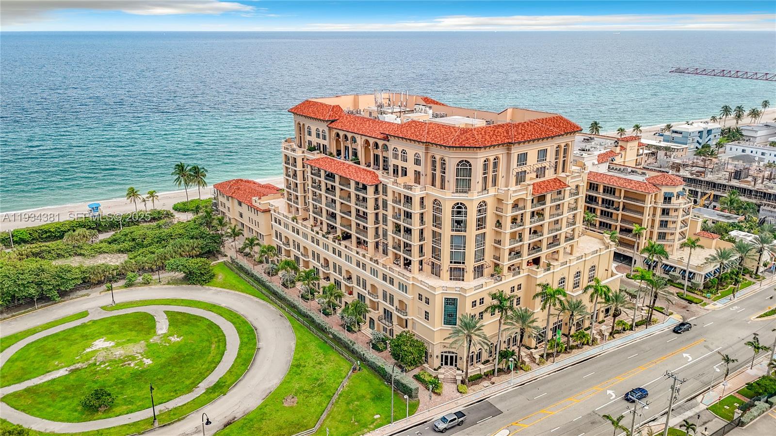 VILLAS OF POSITANO CONDO - Residential