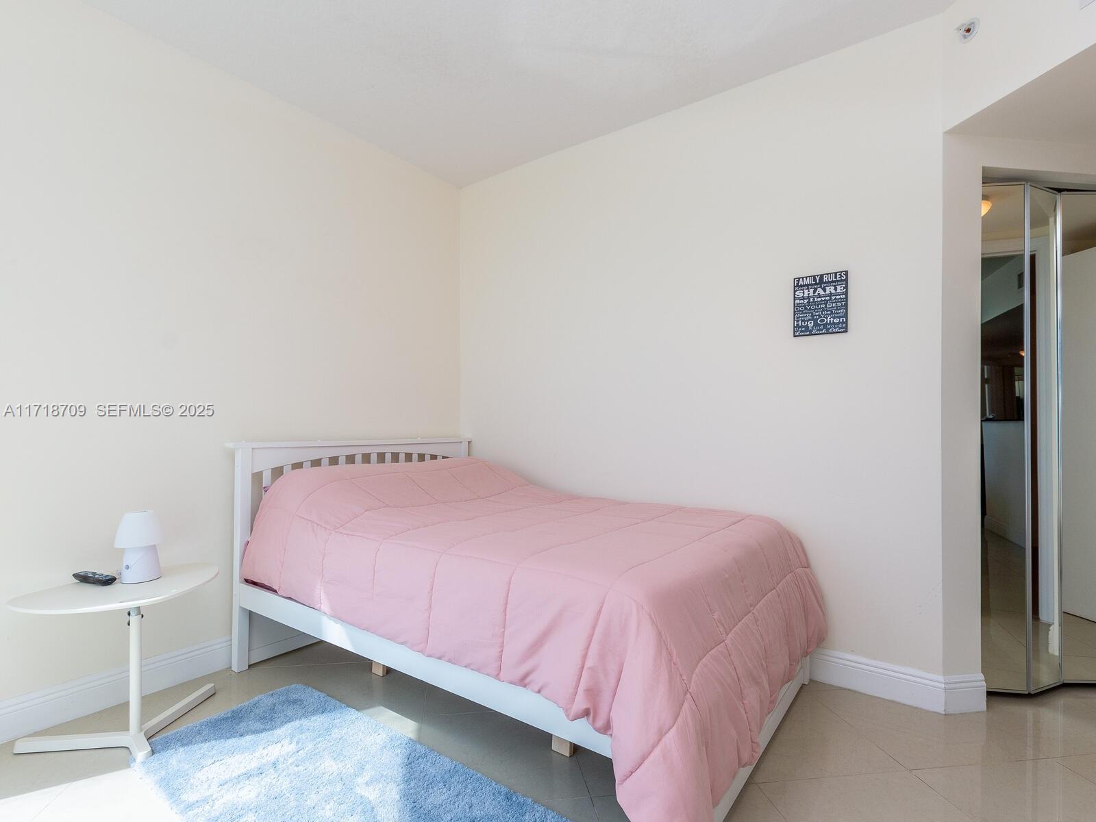 LA PERLA CONDO - Residential