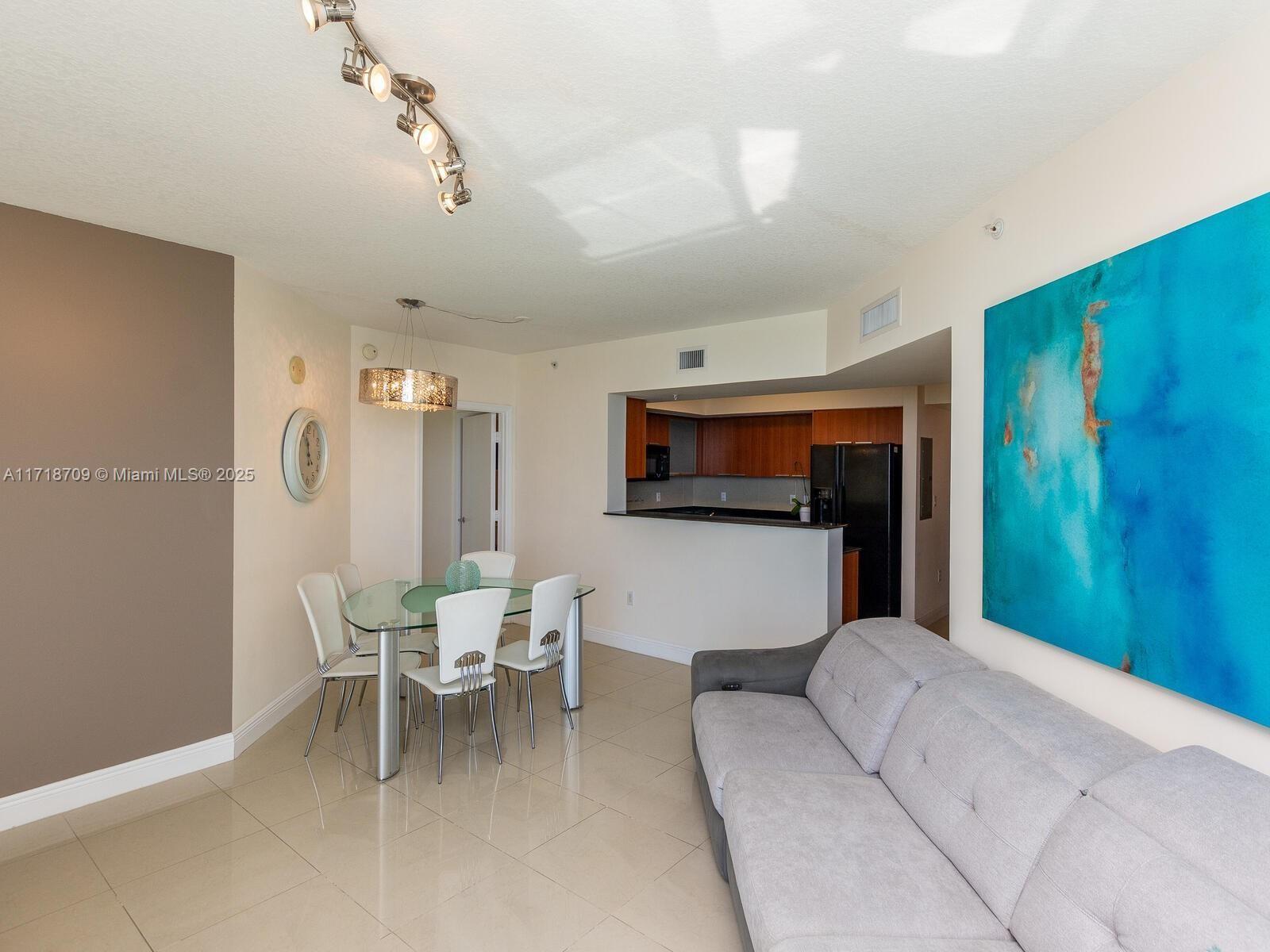 16699 Collins Ave 1709