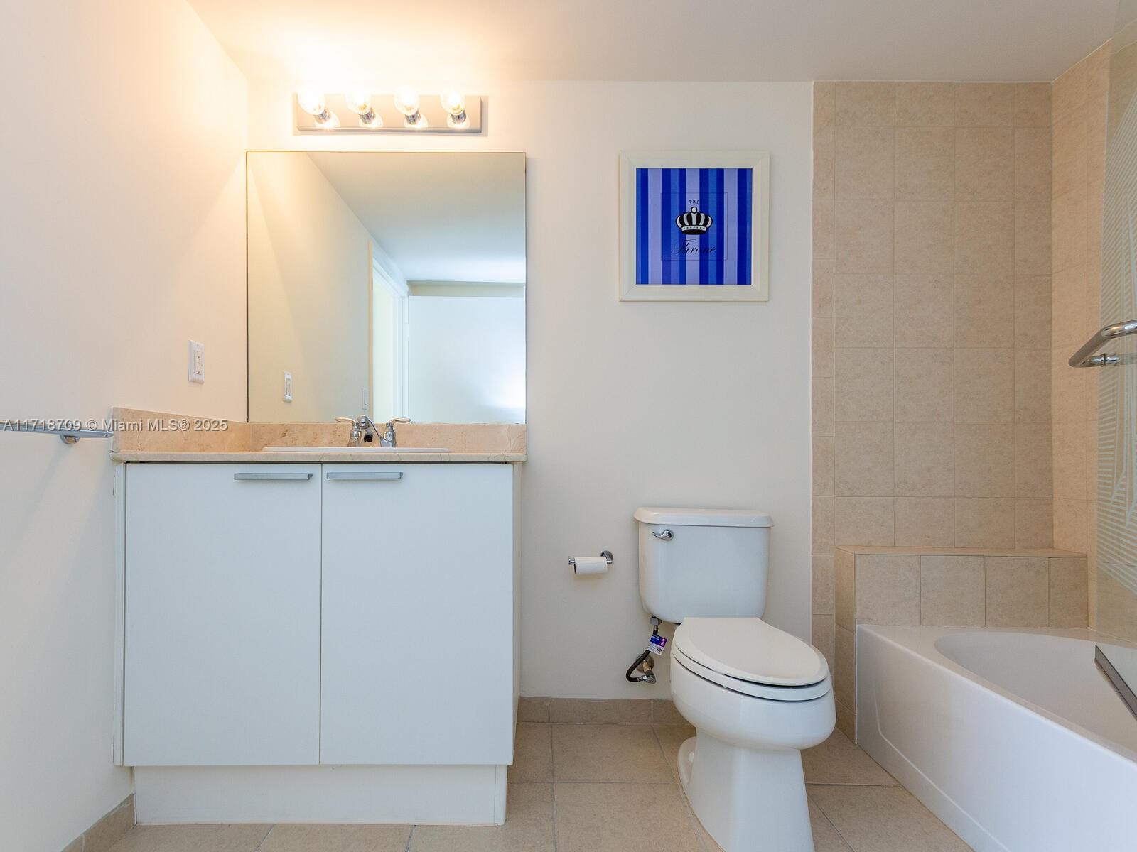 LA PERLA CONDO - Residential