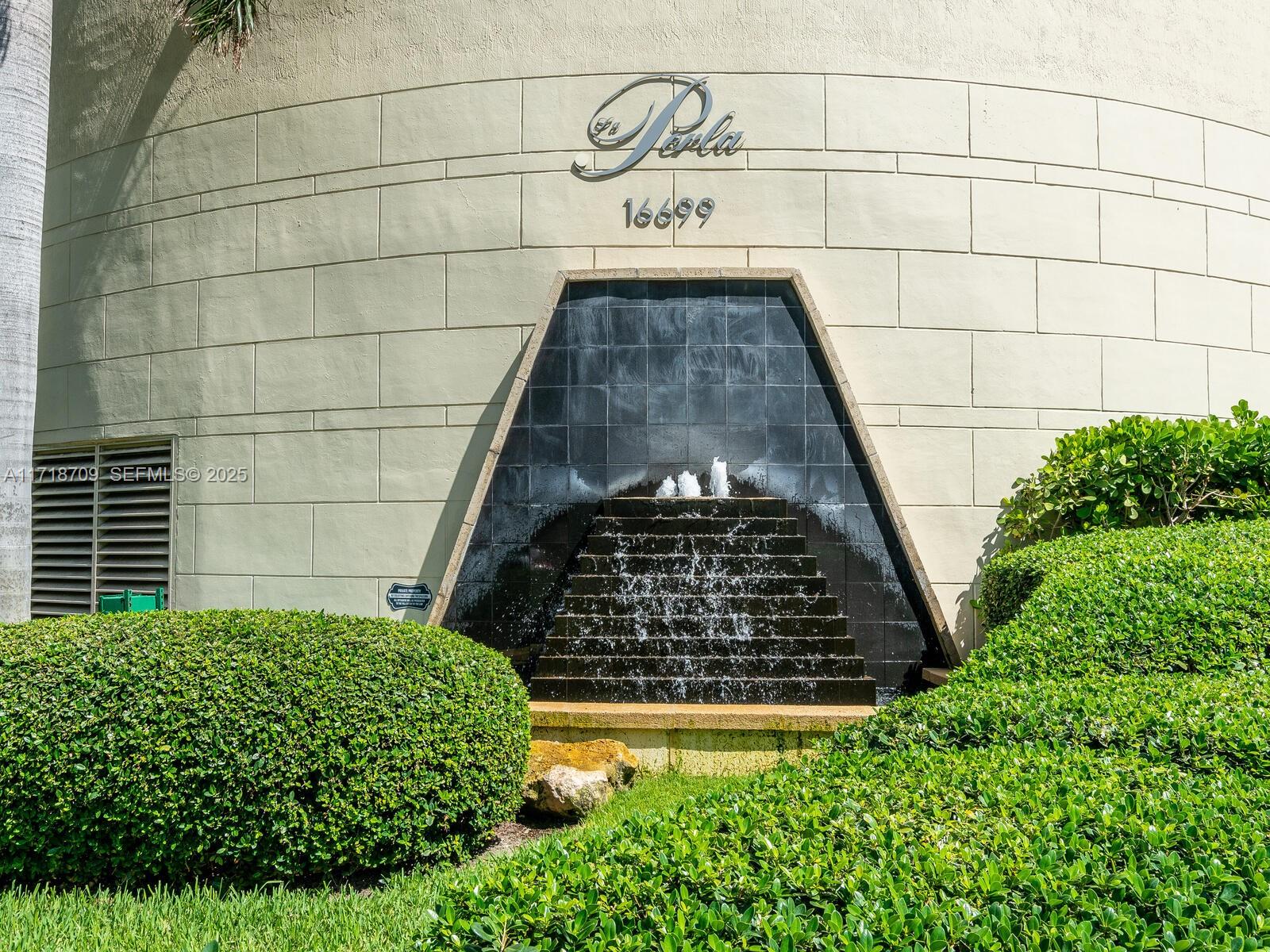 LA PERLA CONDO - Residential