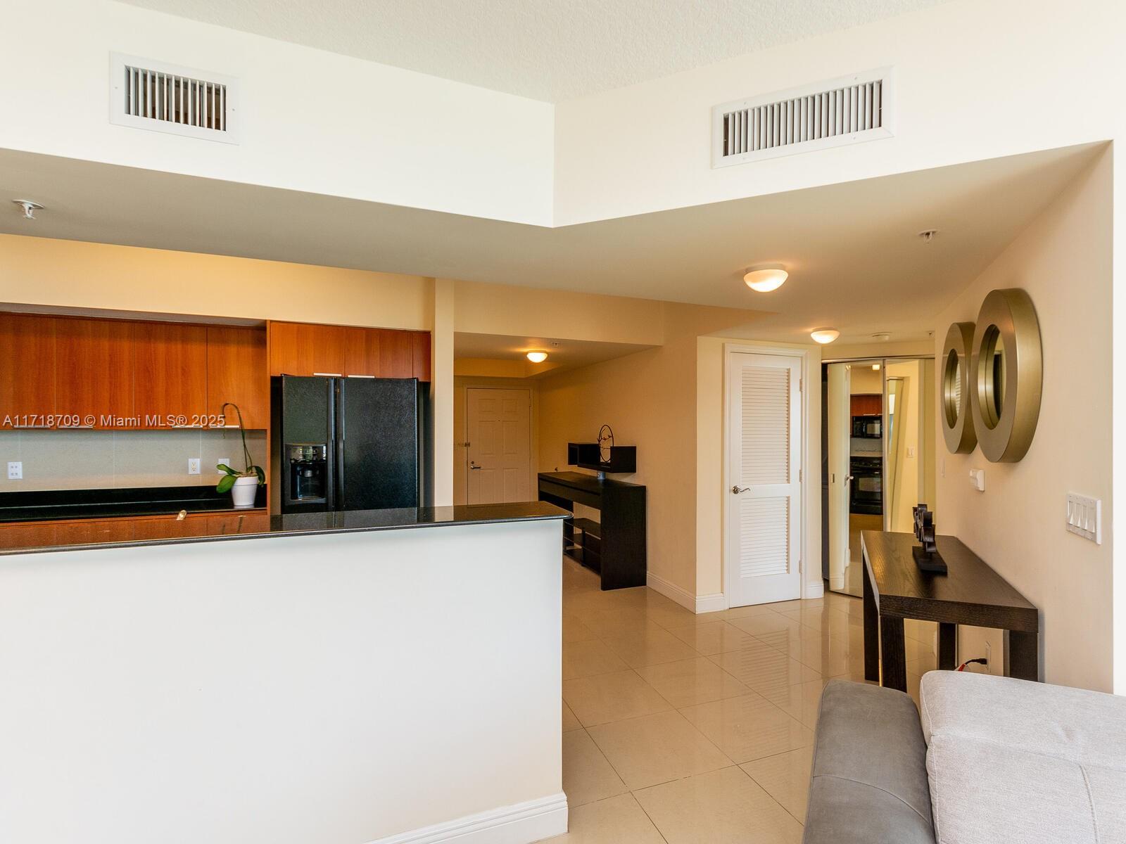 LA PERLA CONDO - Residential