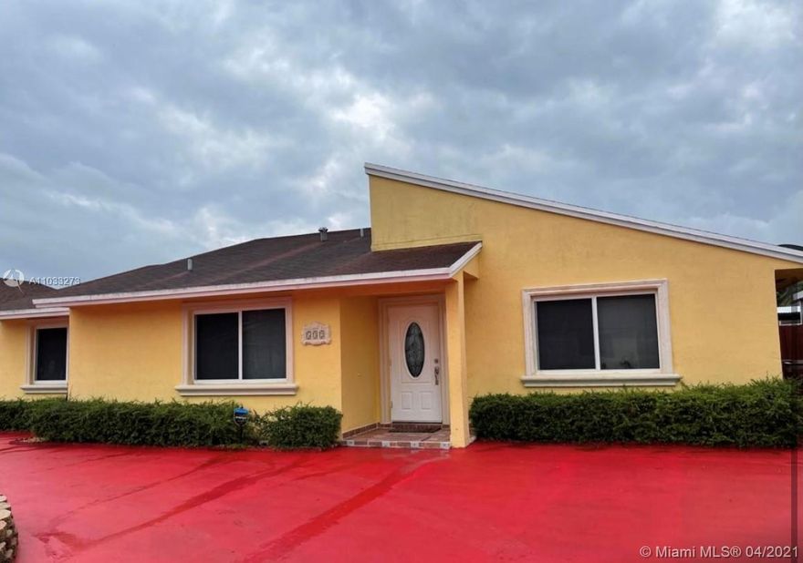 Spacious 3 bedrooms 3 full bathrooms plus a den/office, spacious living area, home in the heart of west Hialeah, short distance to elementary, middle and high school, close to major expressways (826 Palmetto and Gratigny expressways). Fully remodeled kitchen, granite countertops with 42” white cabinets, fully remodeled master bathroom, all rooms are spacious, huge covered patio great for entertainment or storage. Large circular driveway good for 5 vehicles. Easy to show.