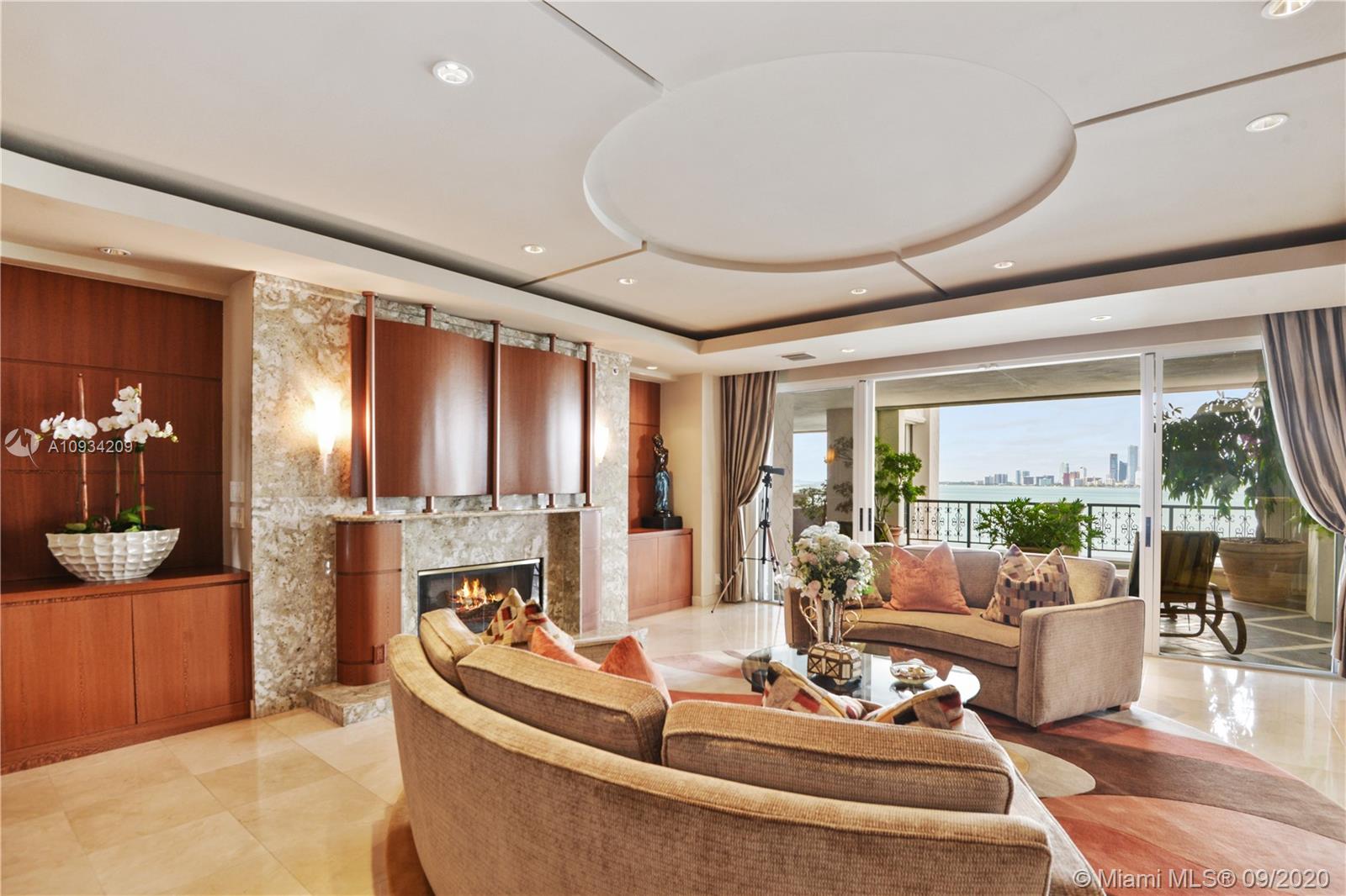 BAYVIEW FISHER ISLAND - Residential
