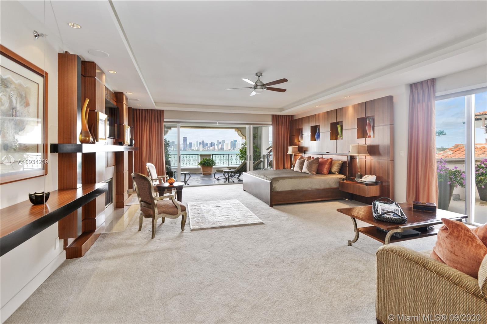 BAYVIEW FISHER ISLAND - Residential