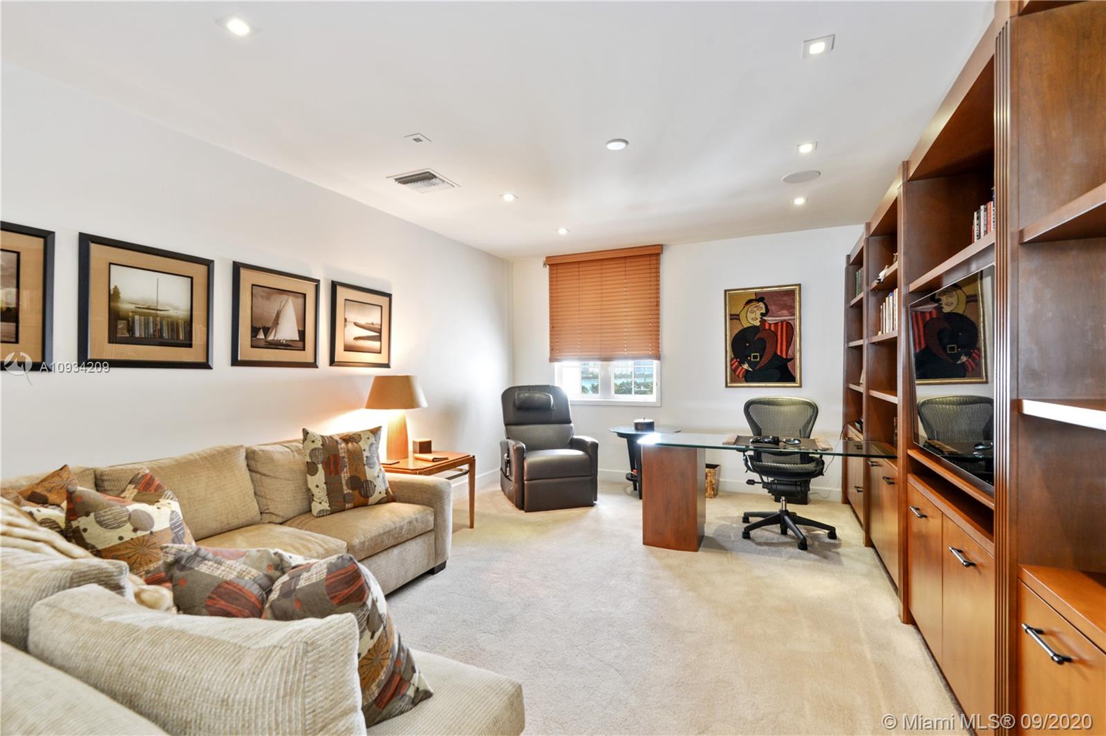 BAYVIEW FISHER ISLAND - Residential