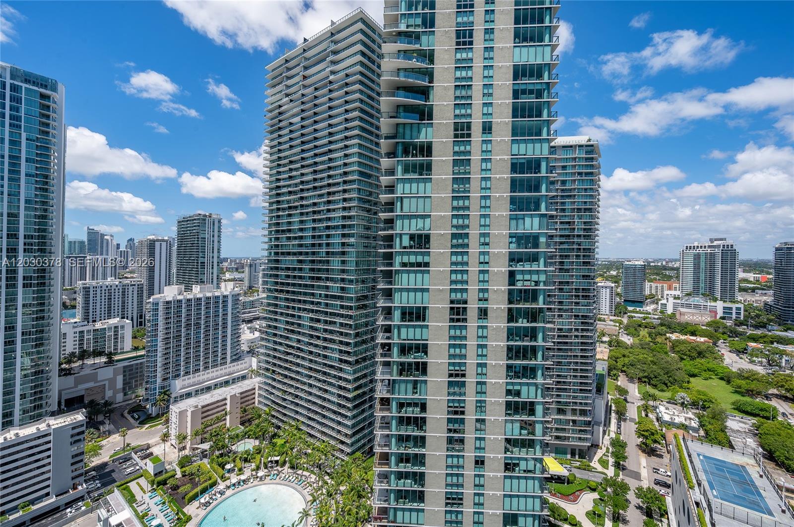 3131 NE 7th Ave 3104