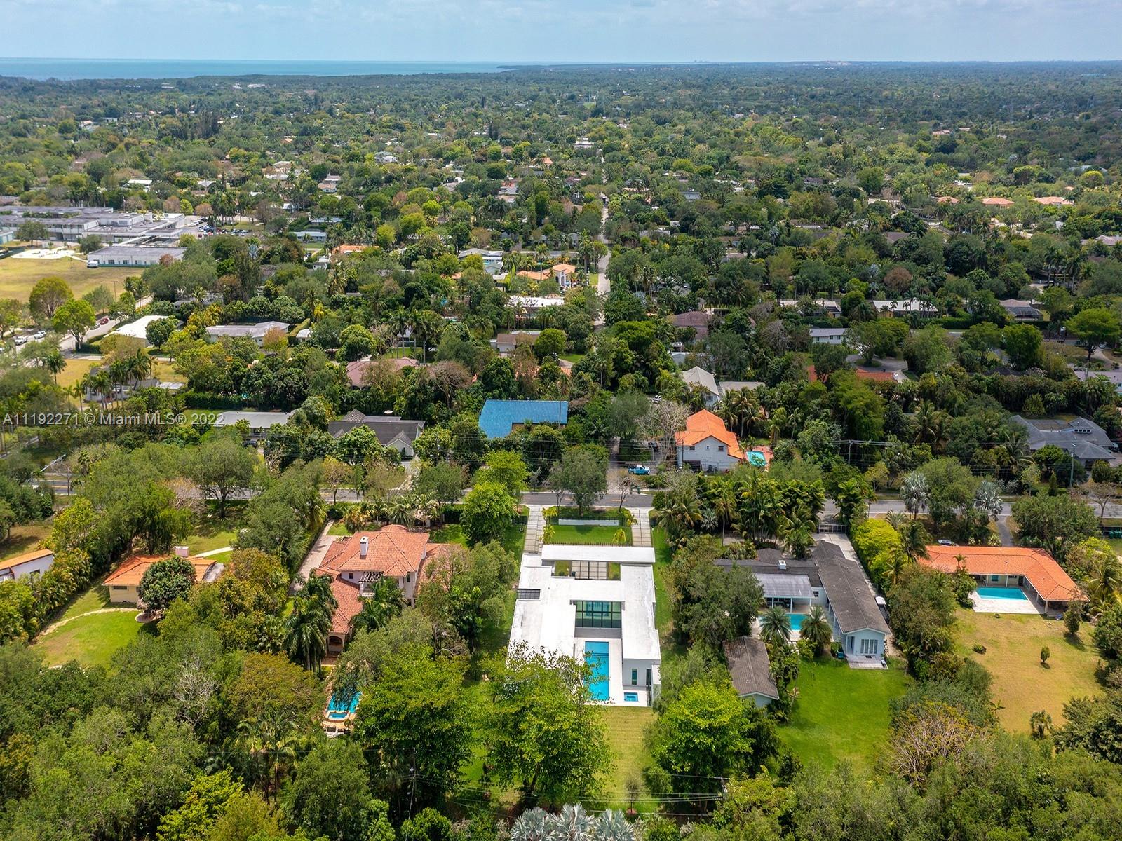 HOLIDAY ESTS - Residential