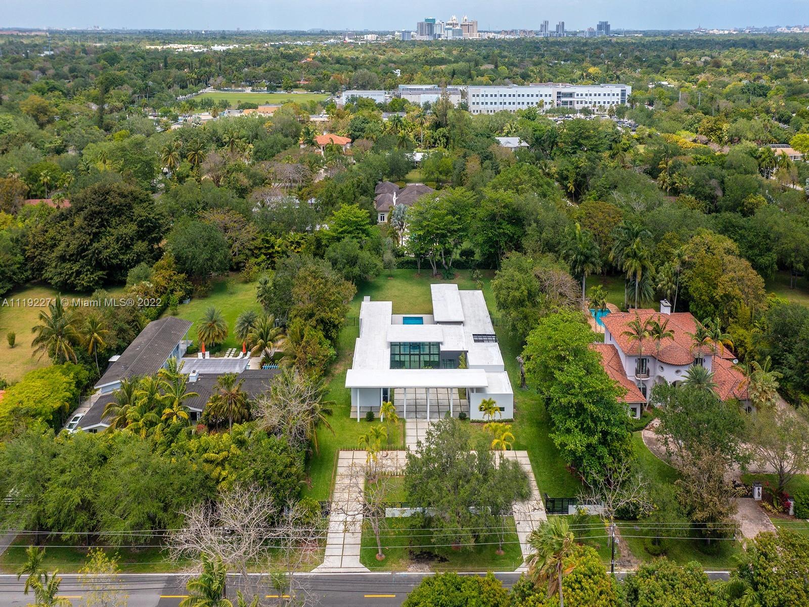 HOLIDAY ESTS - Residential