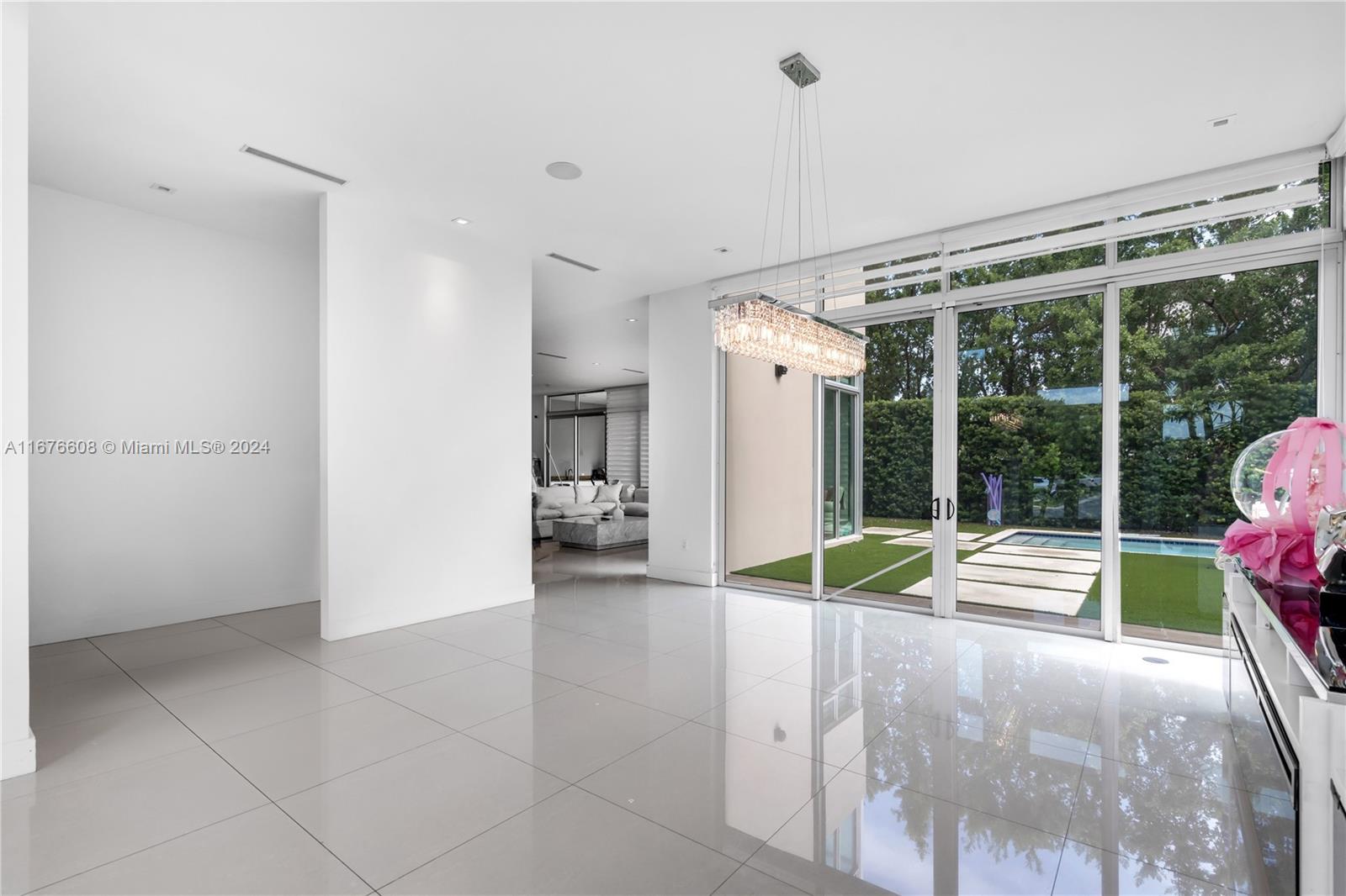 GRAND FLORIDIAN ESTATES - Residential