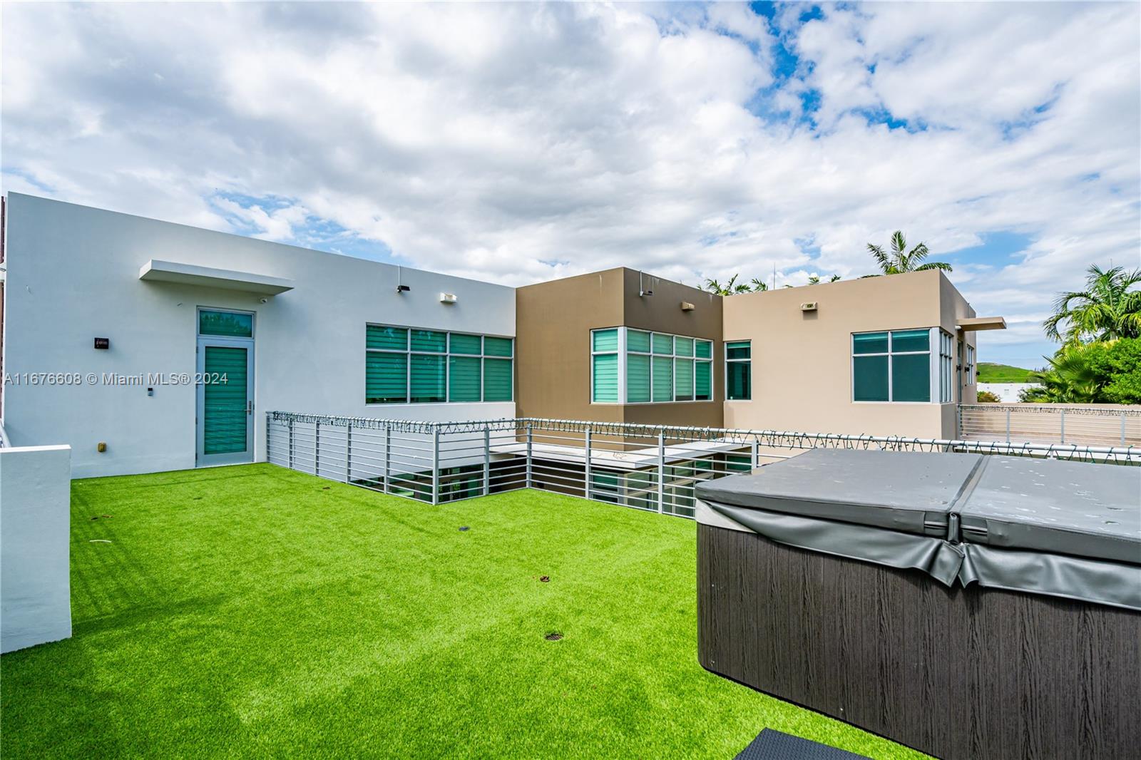 GRAND FLORIDIAN ESTATES - Residential