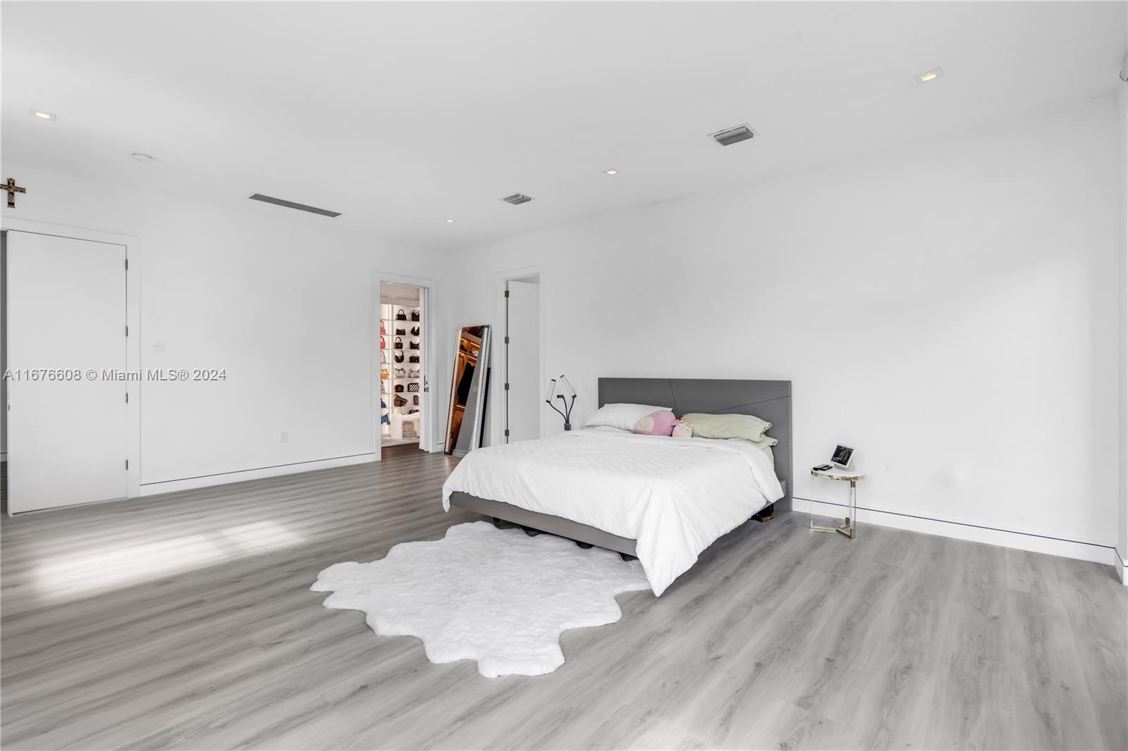 GRAND FLORIDIAN ESTATES - Residential