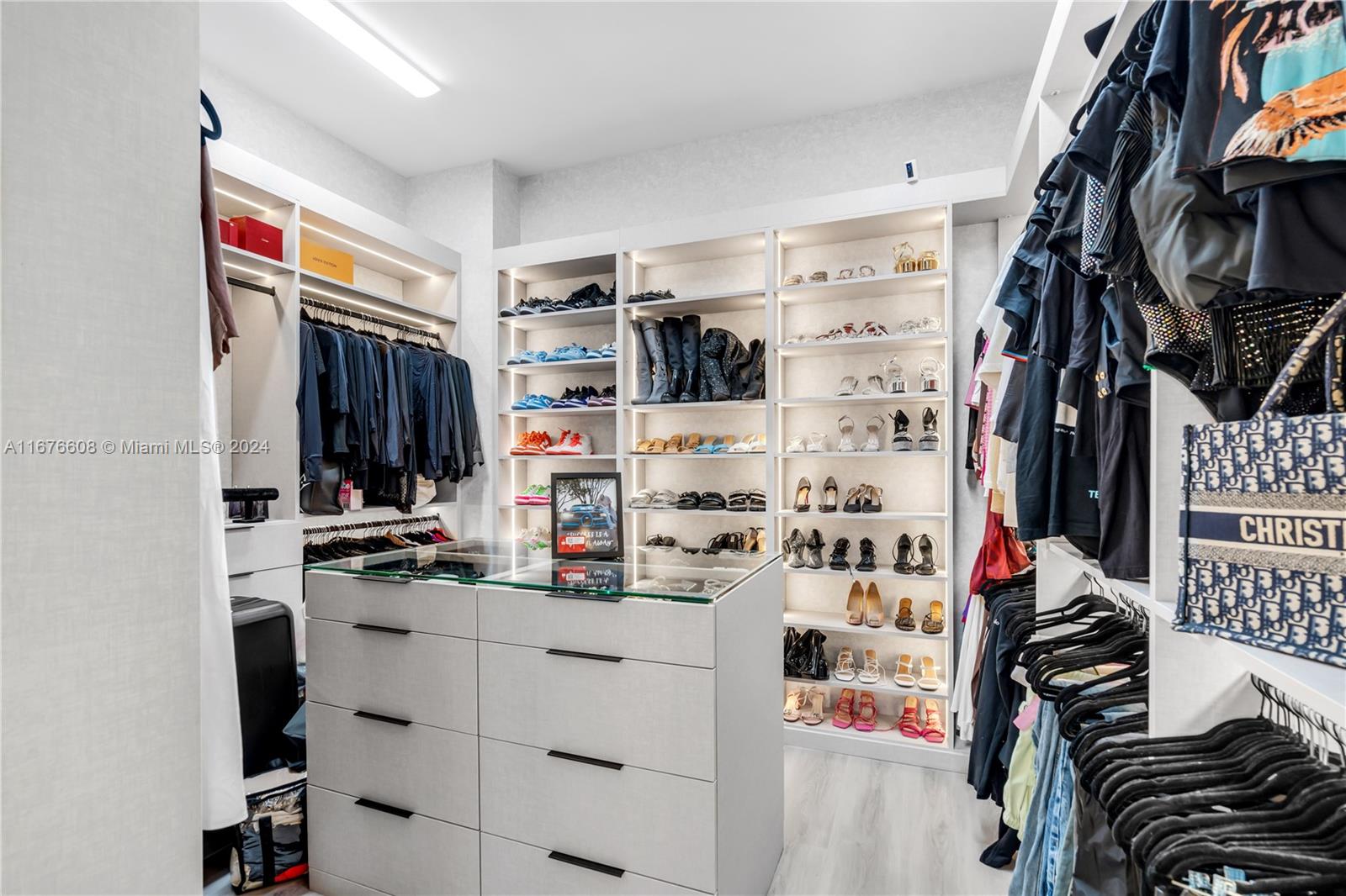 GRAND FLORIDIAN ESTATES - Residential