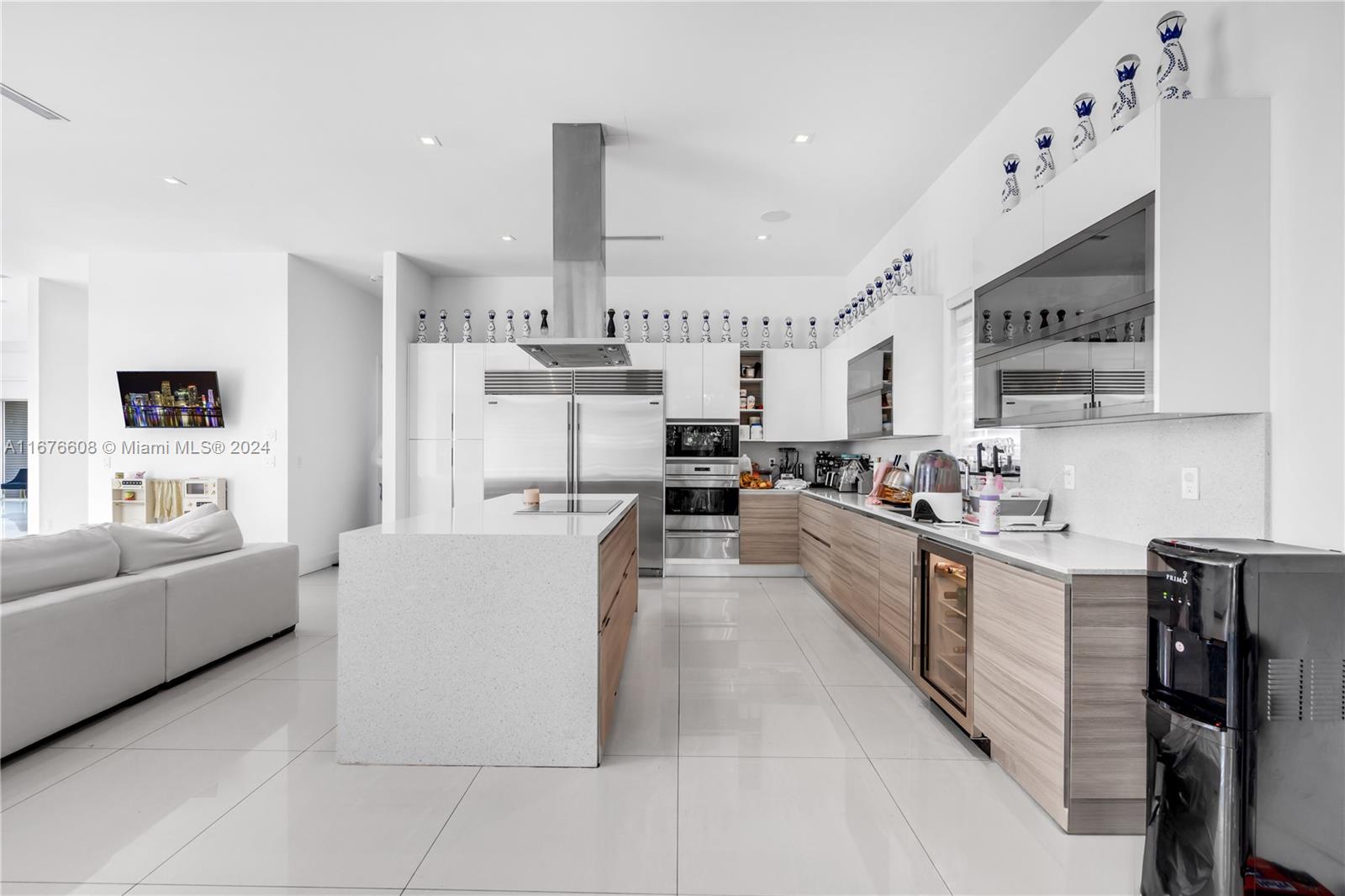 GRAND FLORIDIAN ESTATES - Residential