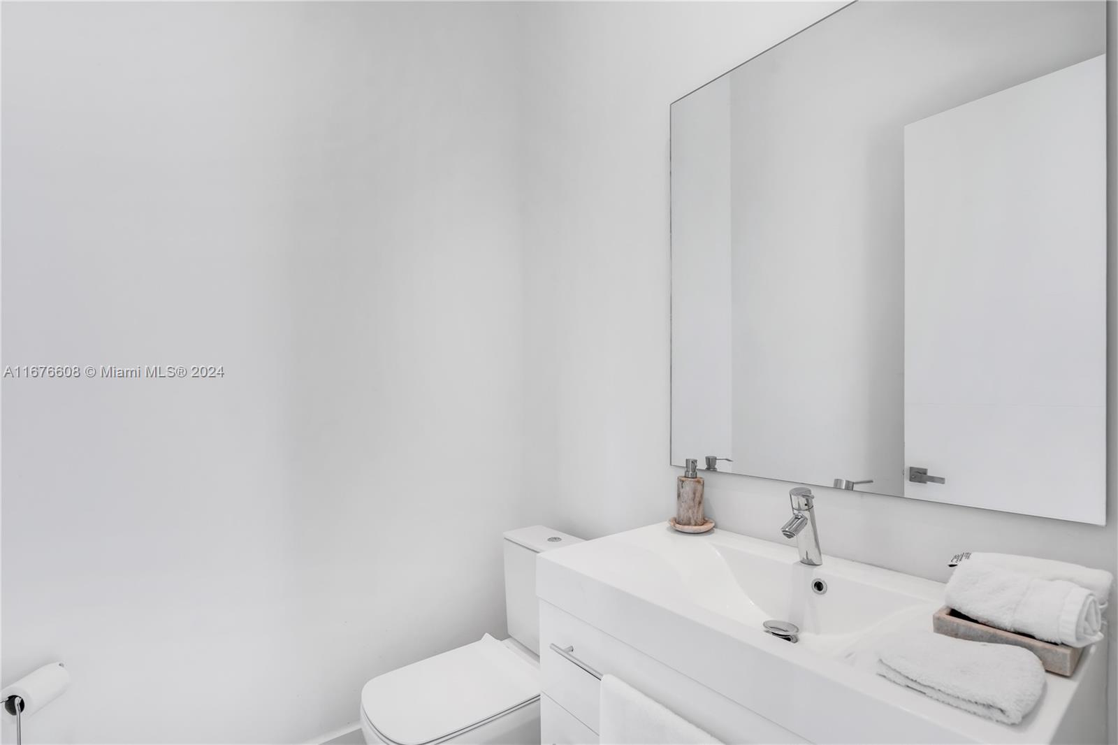 GRAND FLORIDIAN ESTATES - Residential