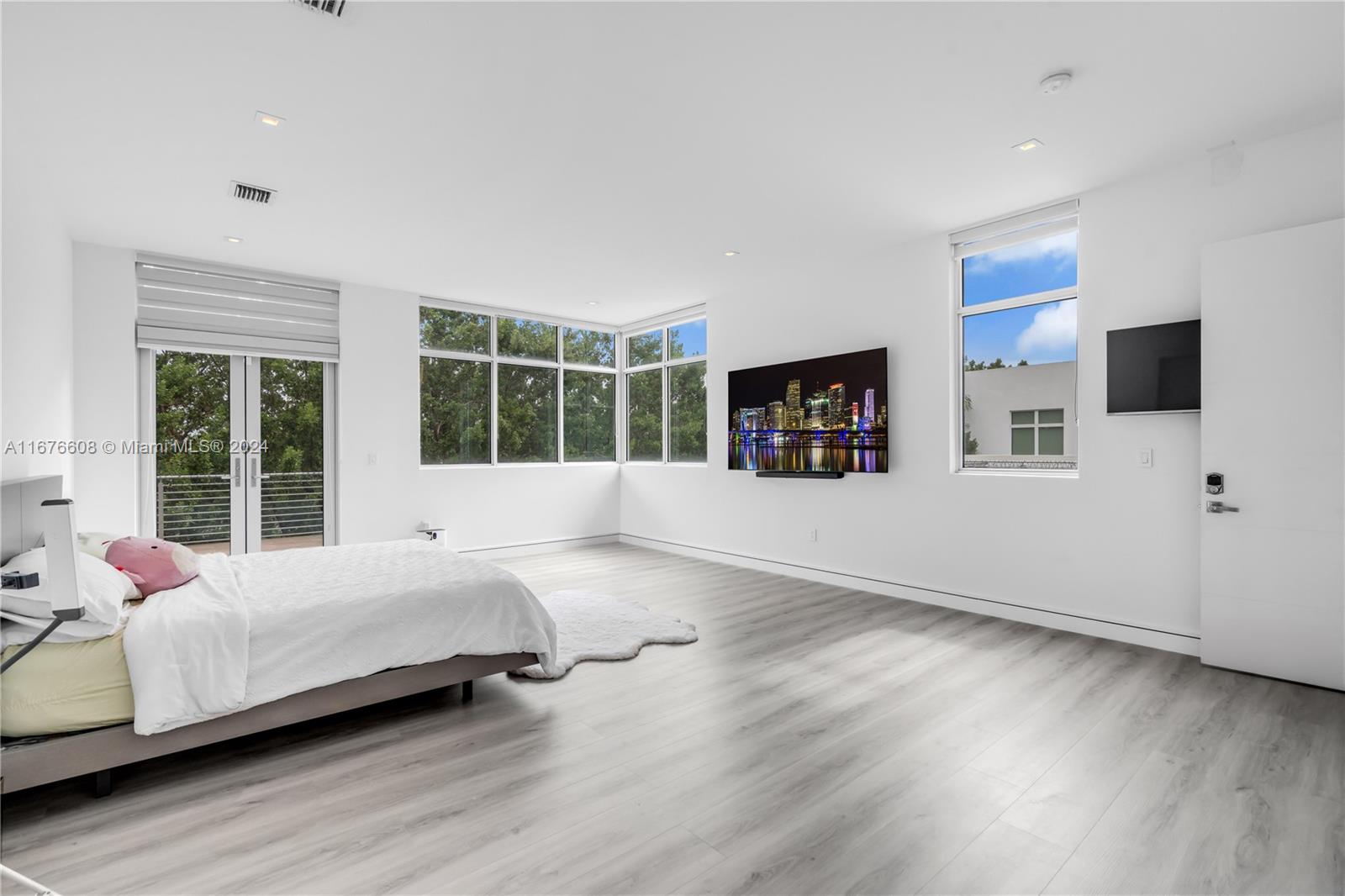 GRAND FLORIDIAN ESTATES - Residential