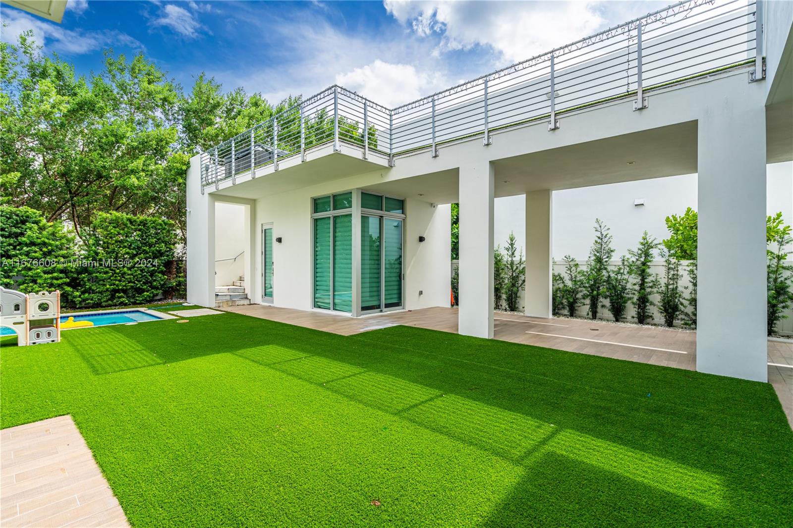 GRAND FLORIDIAN ESTATES - Residential