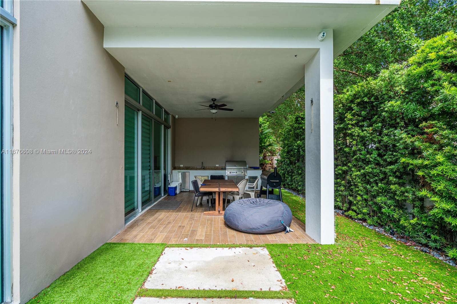 GRAND FLORIDIAN ESTATES - Residential