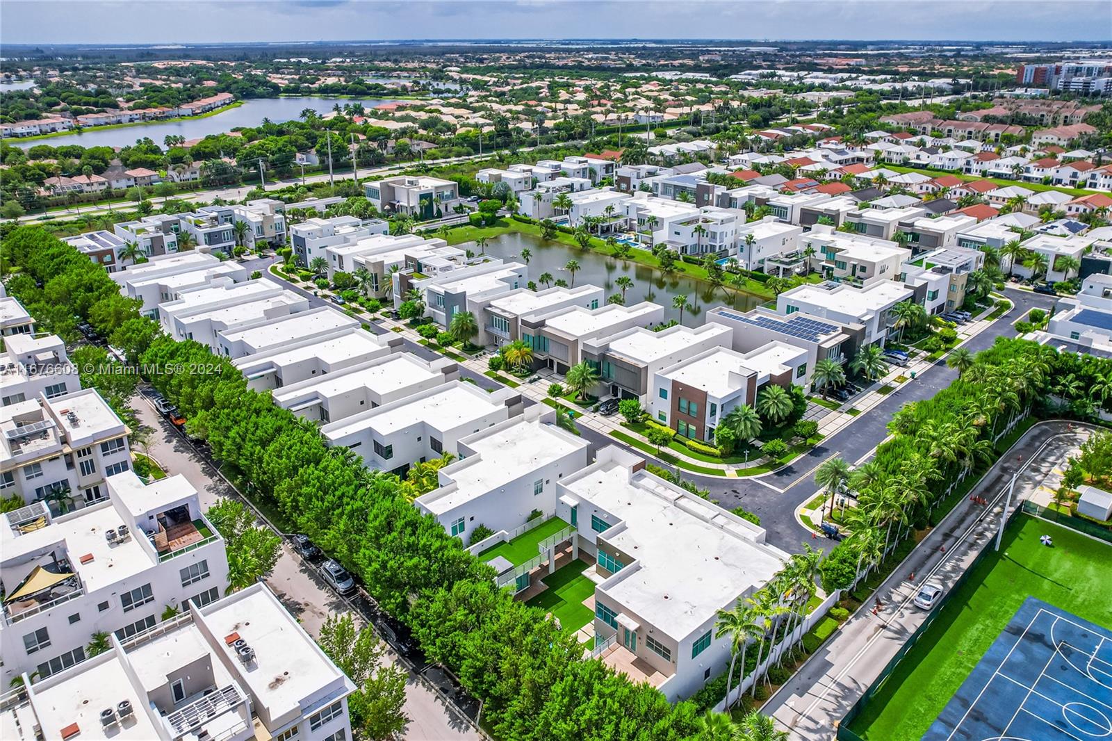 GRAND FLORIDIAN ESTATES - Residential