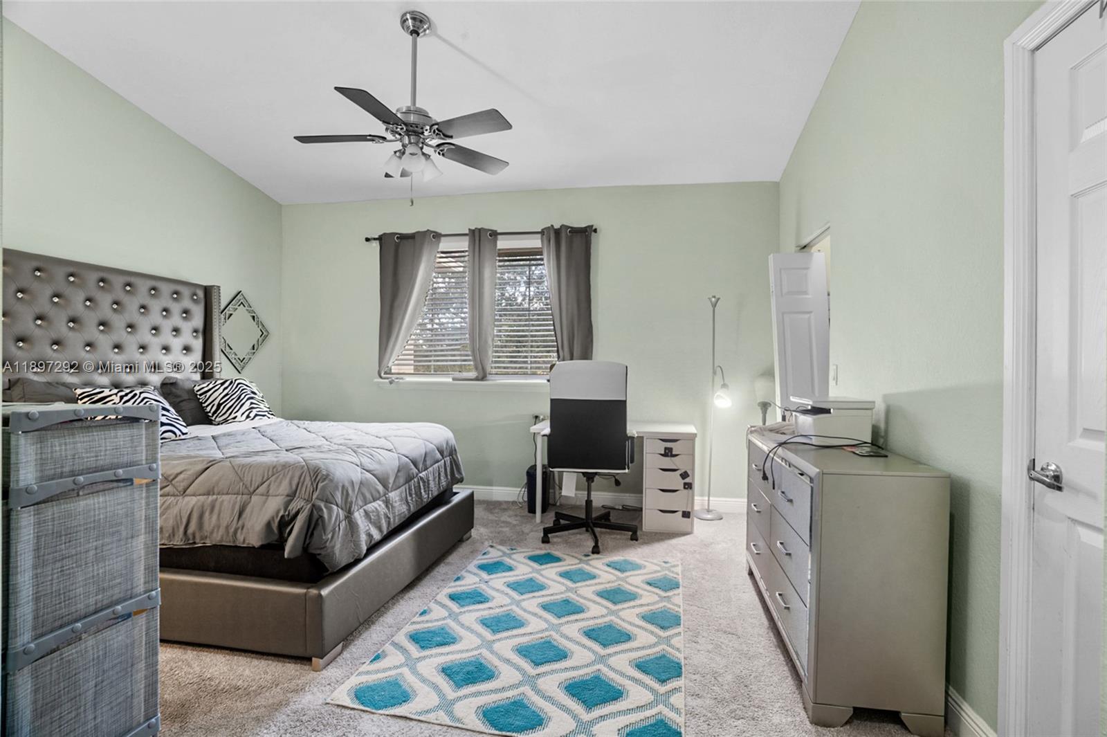 WALDMAN PLAT - Residential