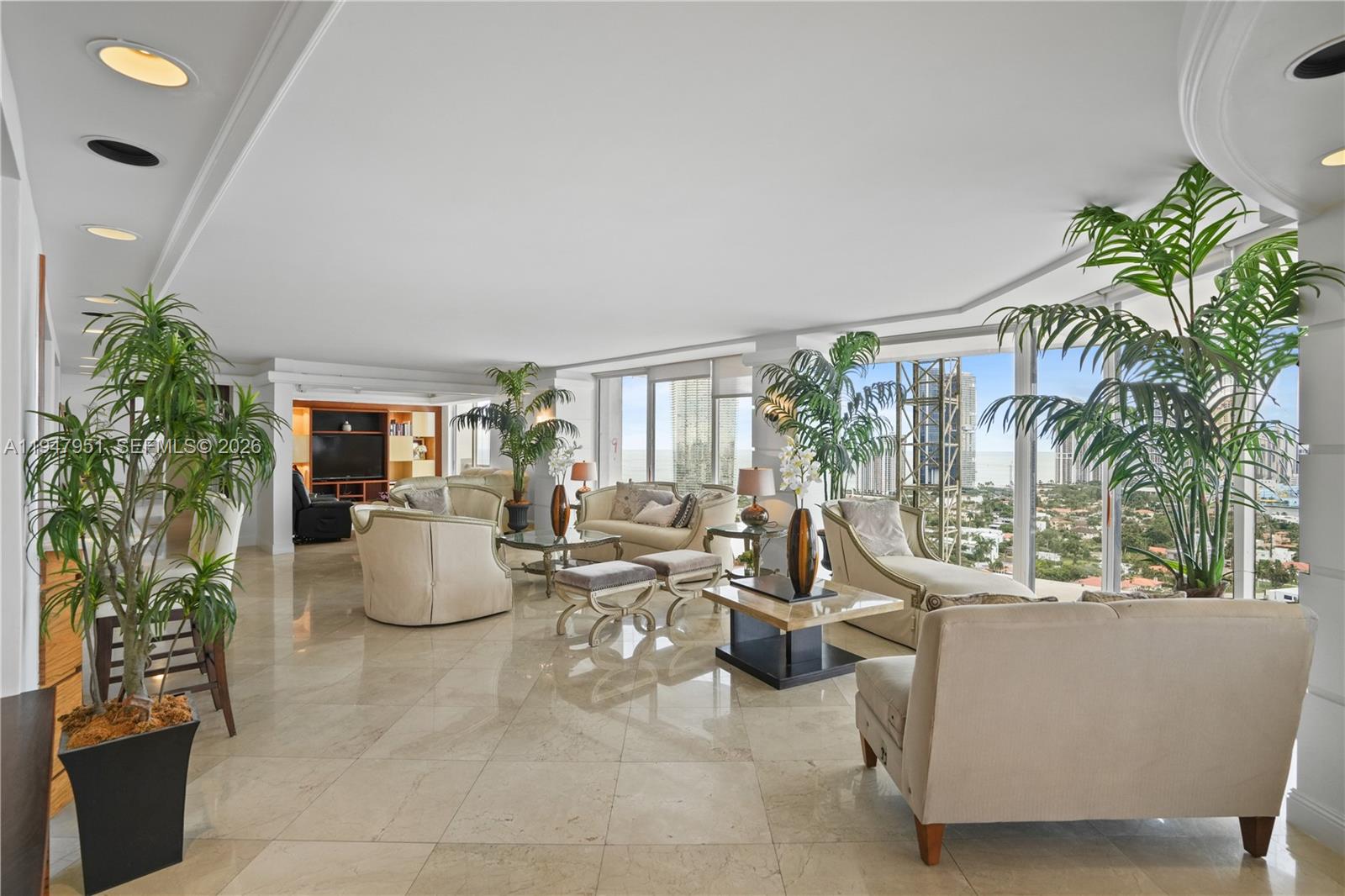 19355 Turnberry Way 25GR