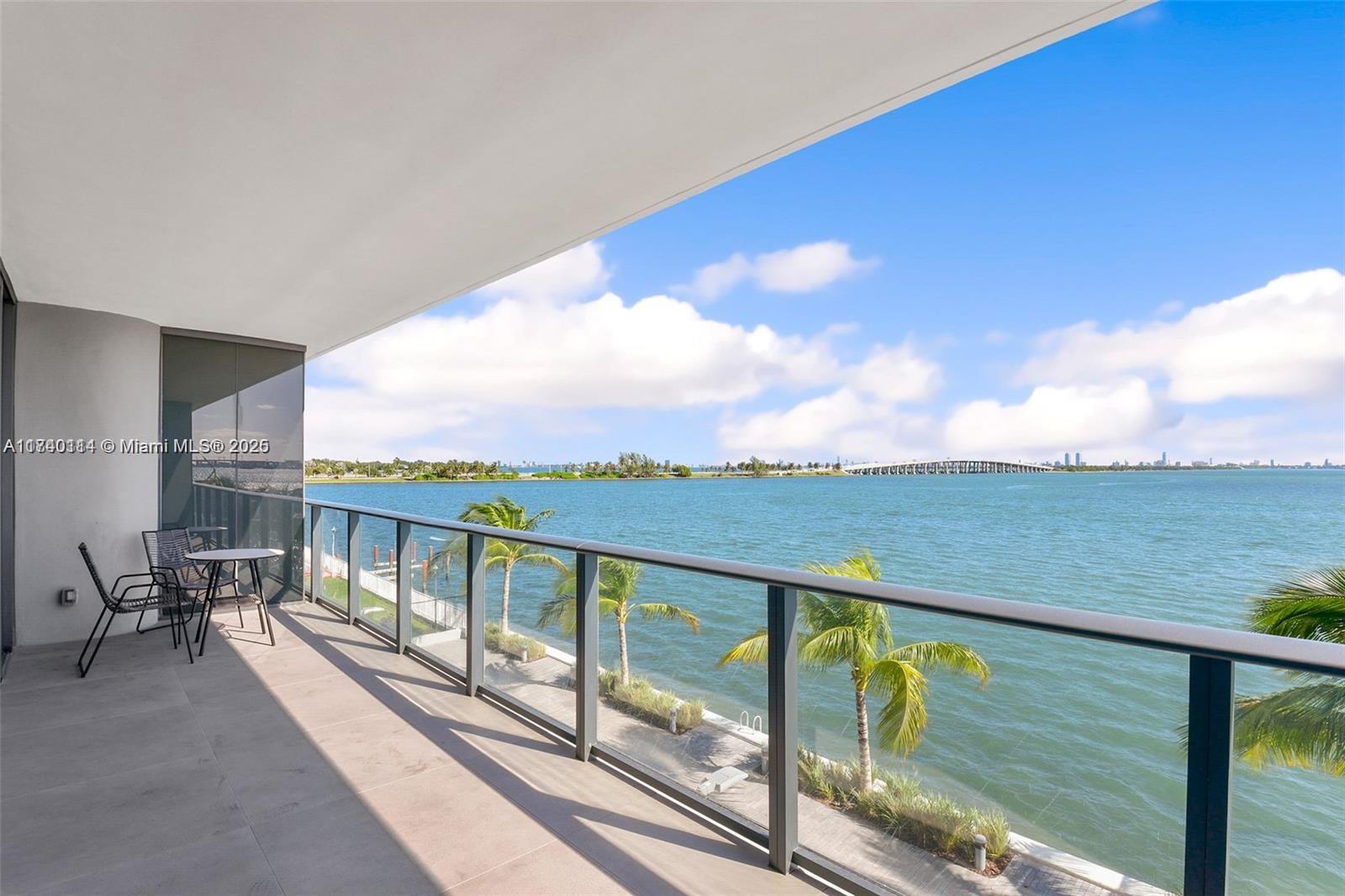 3131 NE 7th Ave 305