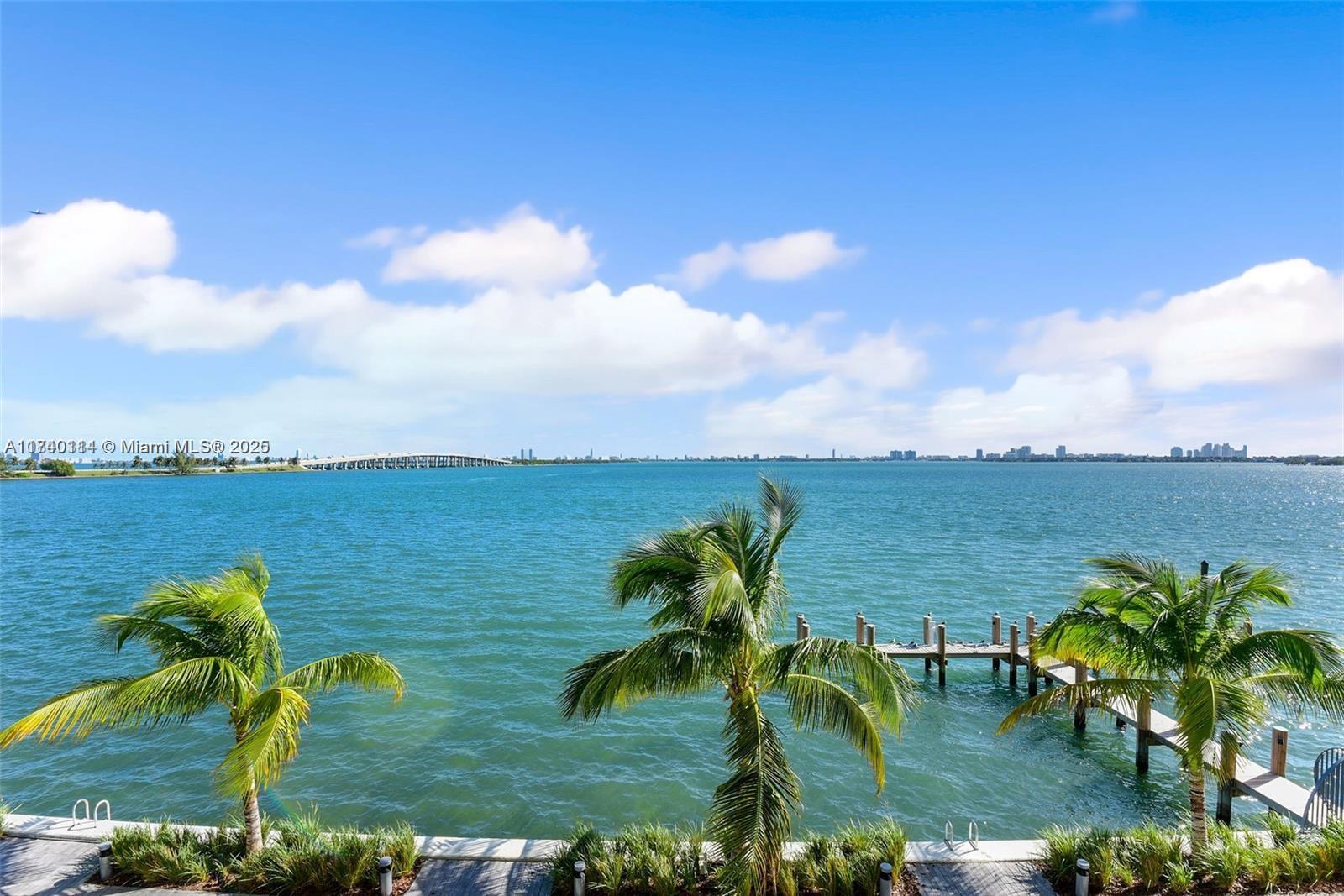 3131 NE 7th Ave 305