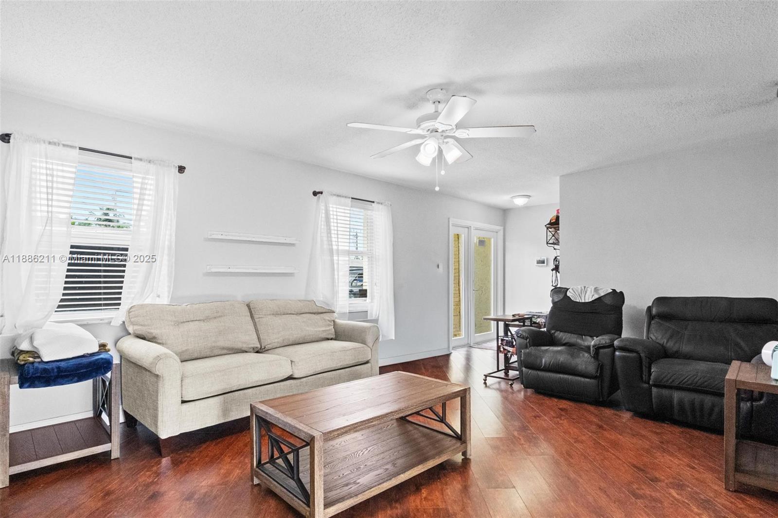 SUNRISE GOLF VILLAGE SEC - Residential