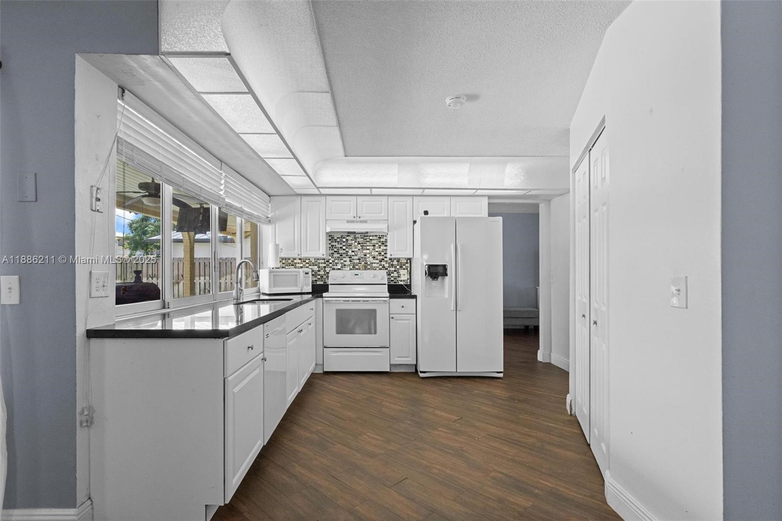 SUNRISE GOLF VILLAGE SEC - Residential