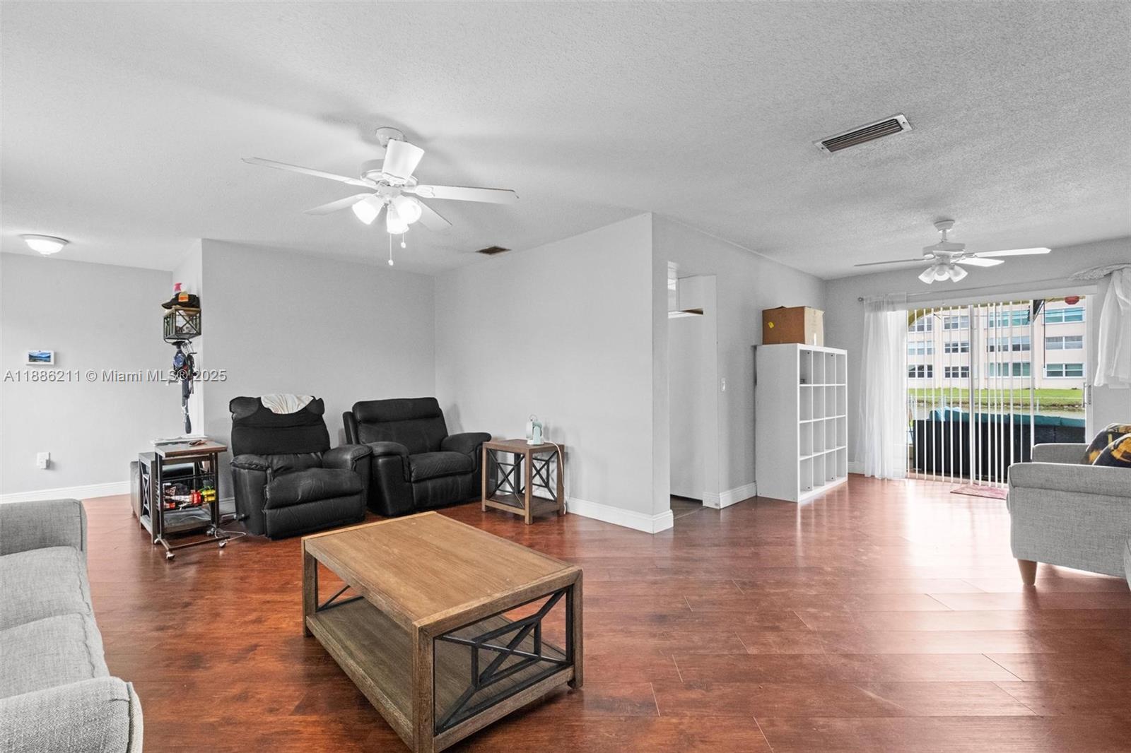 SUNRISE GOLF VILLAGE SEC - Residential