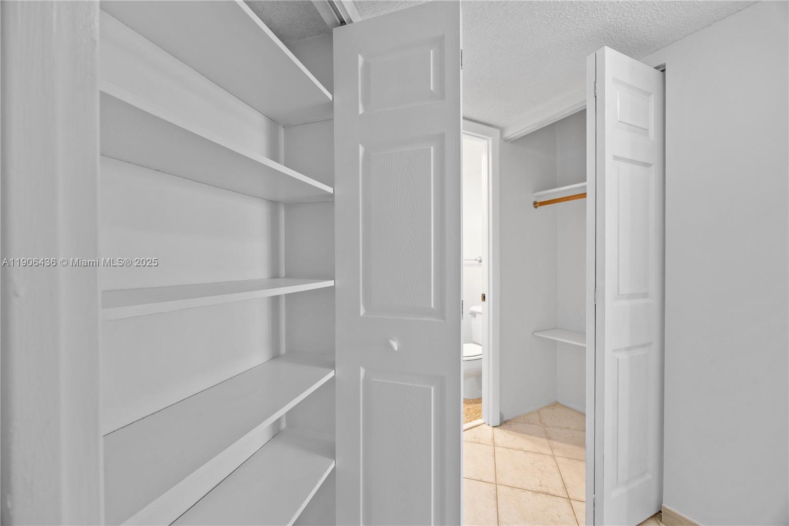 COMMODORE PLAZA CONDO - Residential