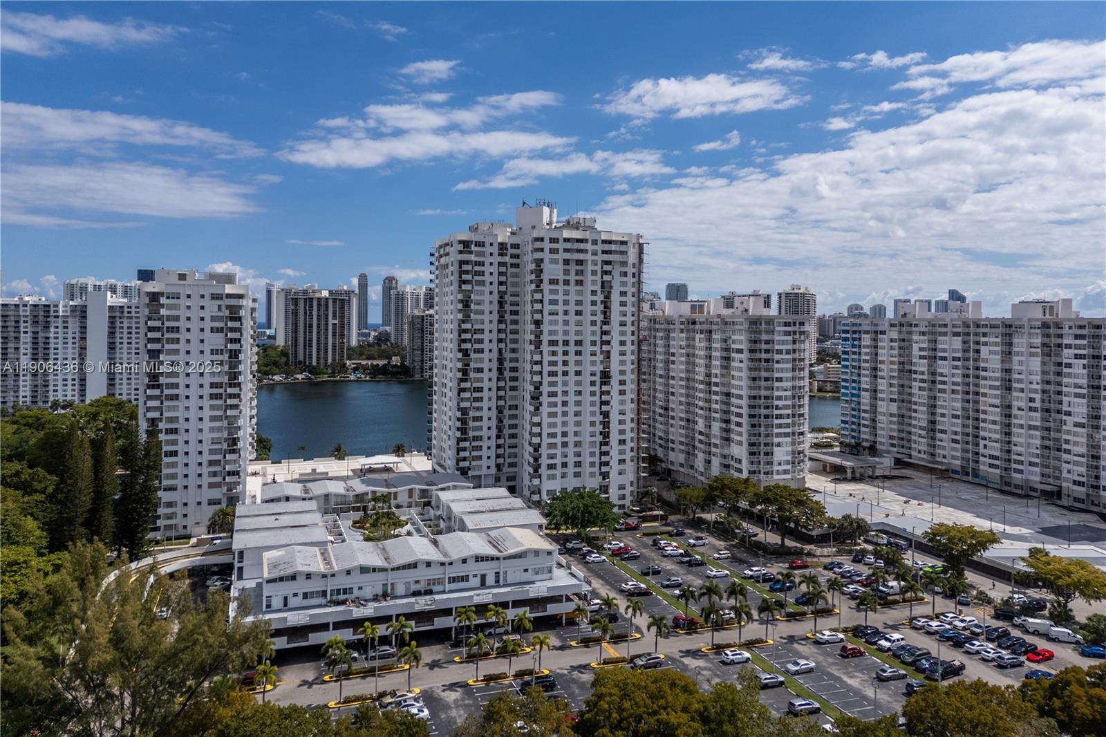 View photos, virtual tours, details... 2750 NE 183rd St 2601