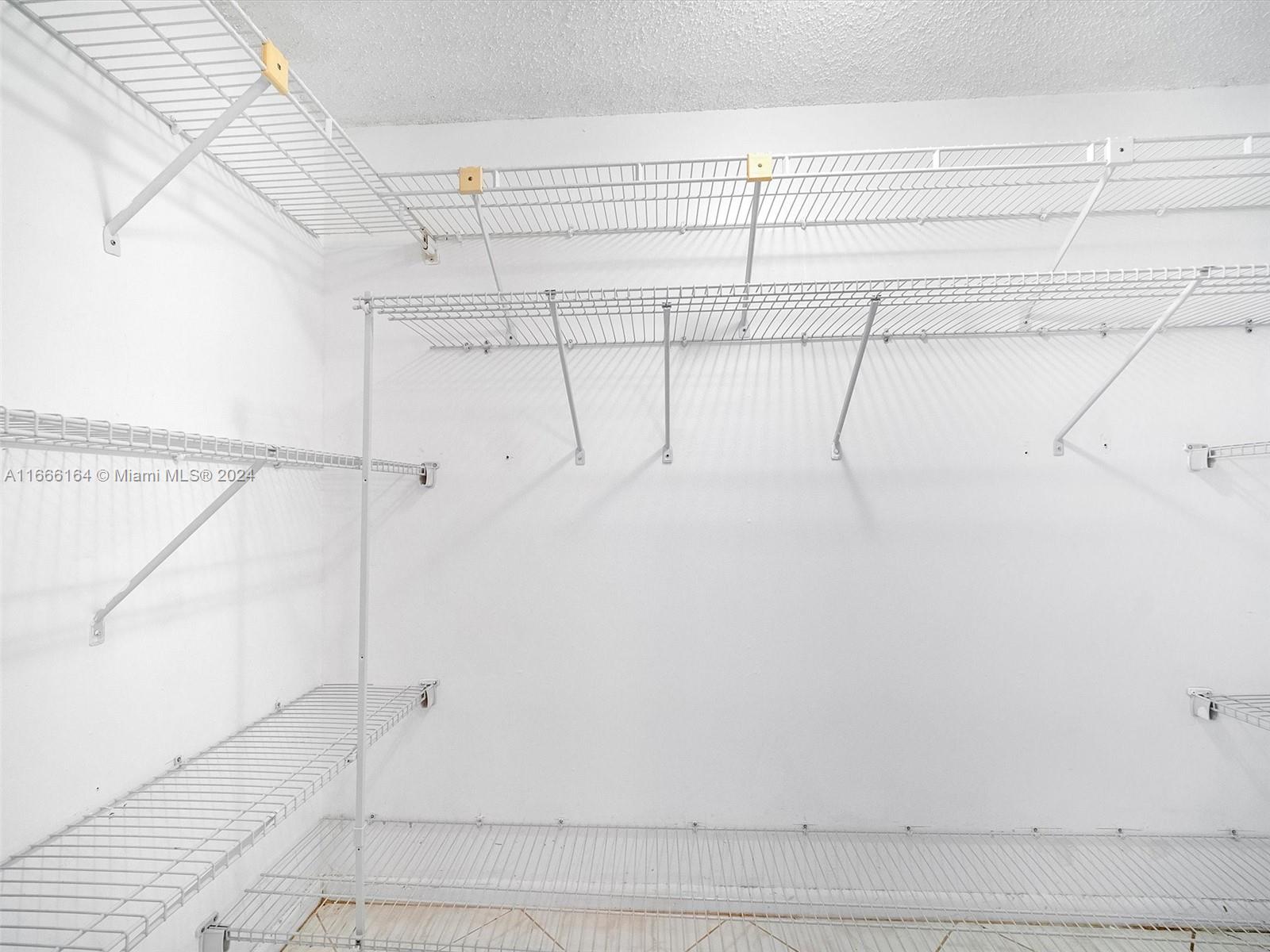 LAKES OF CARRIAGE HILLS - Residential