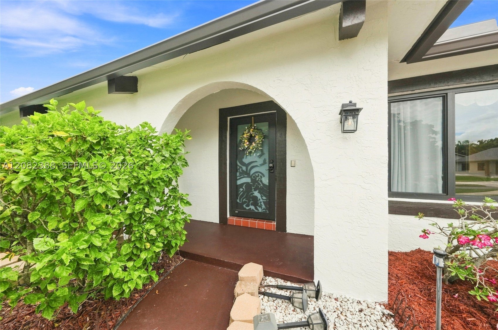 8656 SW 50th St