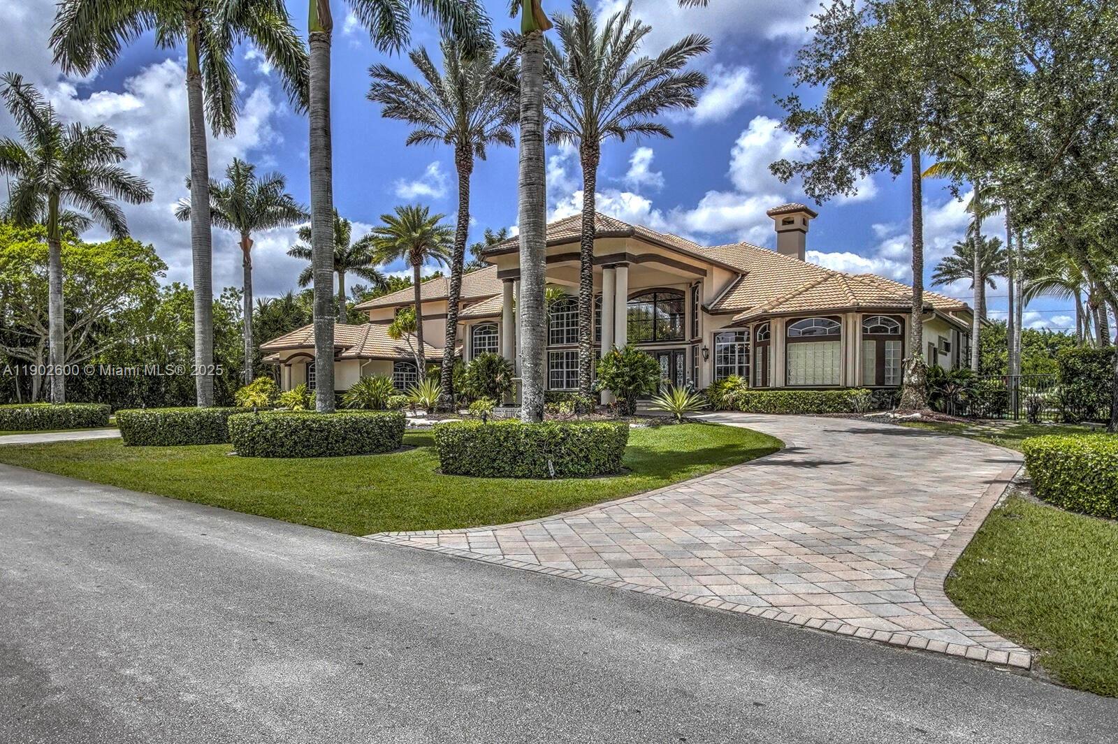 3828 Pine Lake Dr
