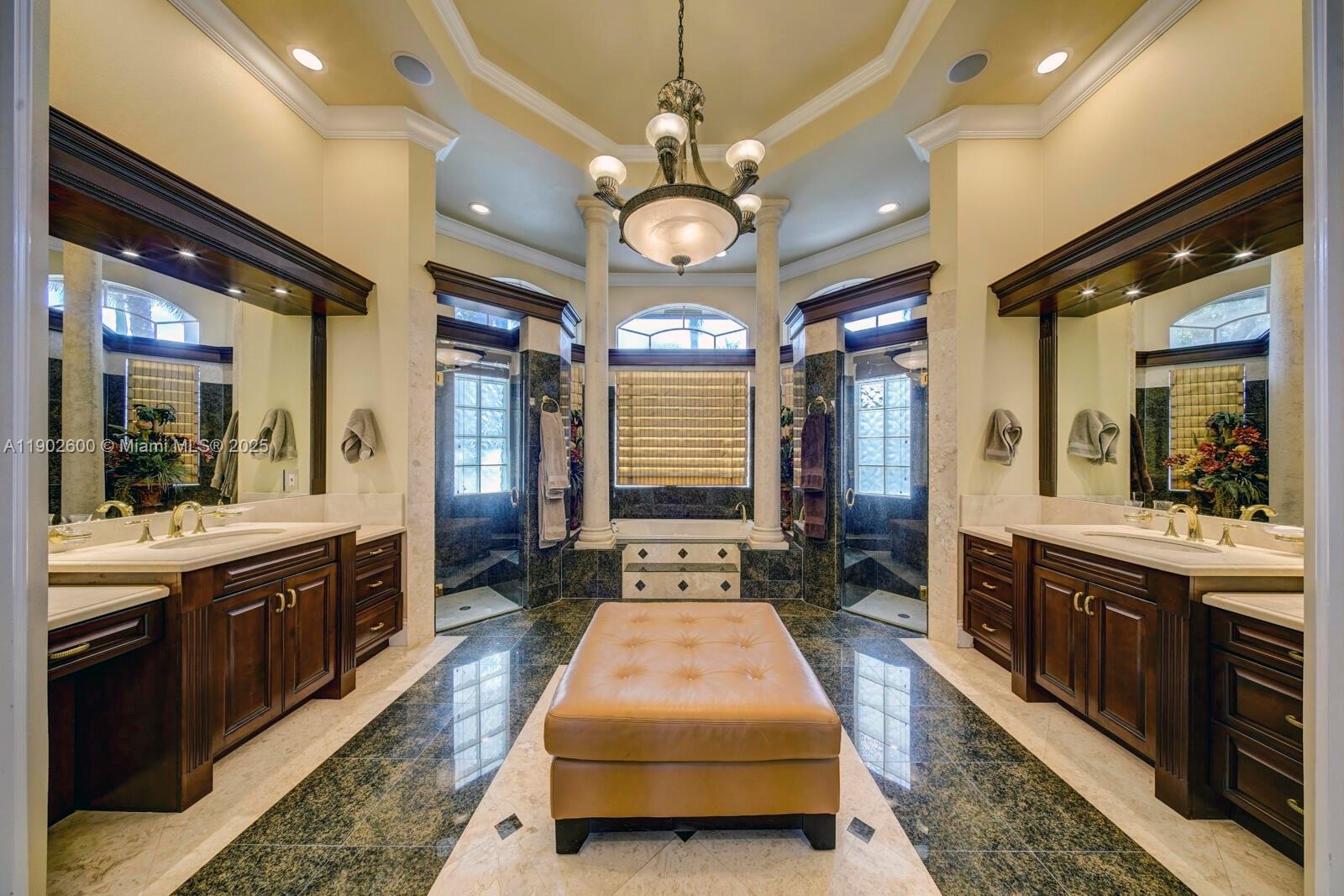 WINDMILL LAKE ESTATES - Residential