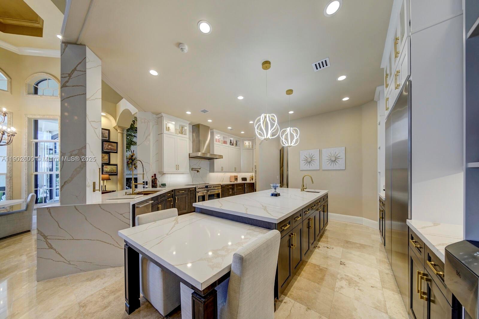 WINDMILL LAKE ESTATES - Residential