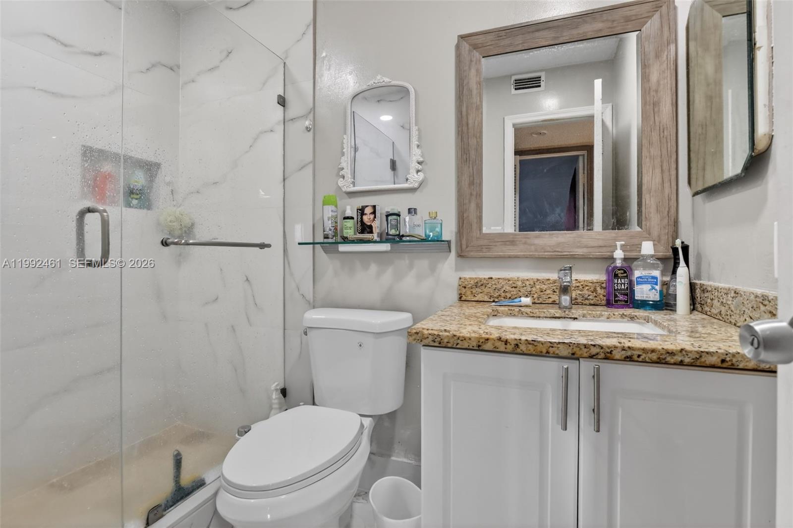 CLUB QUARTERS AT RAINTREE - Residential
