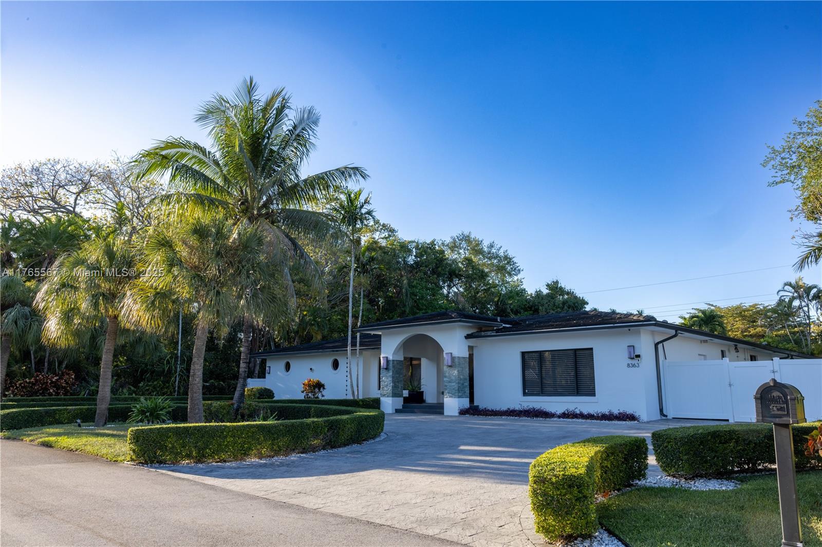 Property for Sale at 8363 Sw 98th St, Miami, Broward County, Florida - Bedrooms: 5 
Bathrooms: 6  - $2,390,000