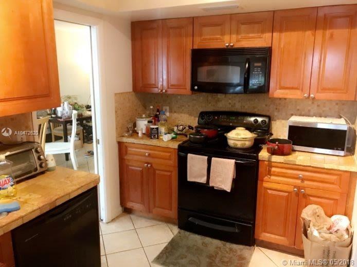 CG RIVIERA SEC 3 REV - Residential Lease