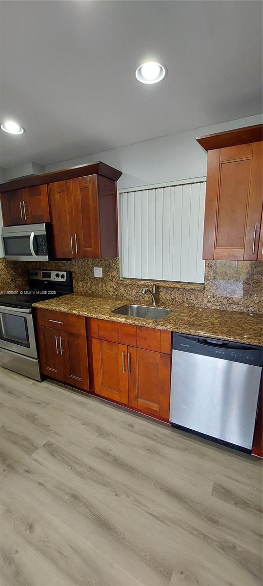 VILLAGE AT DADELAND CONDO - Residential Lease