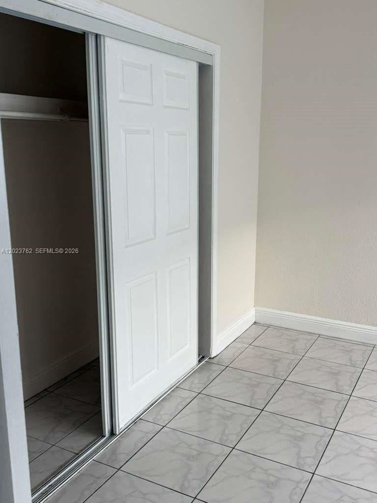 BISCAYNE BCH SUB - Residential Lease